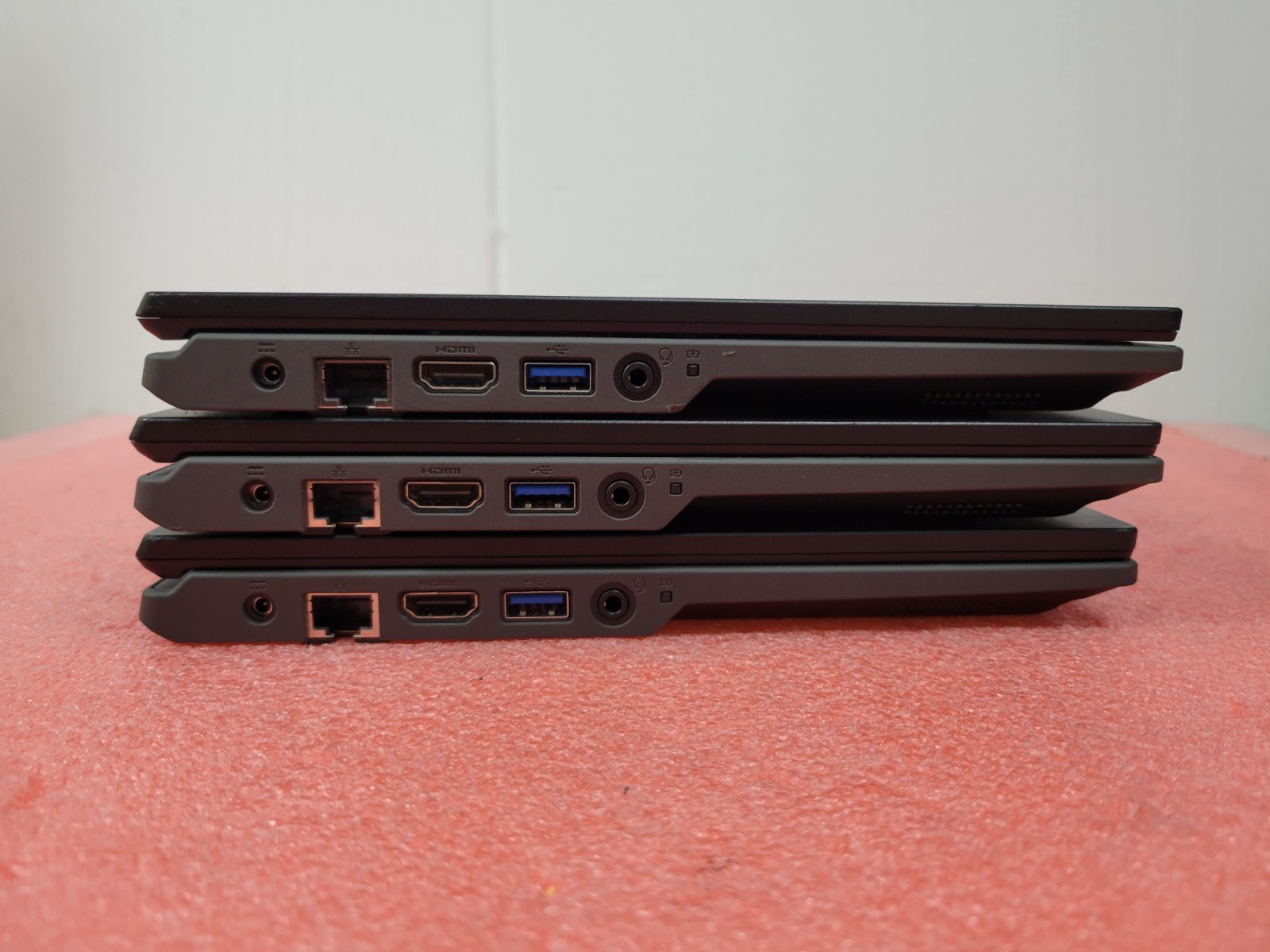 3x Acer Travelmate Spin TMB118-RN-C6FD 4GB RAM 64GB SSD *AS IS/READ* | C630