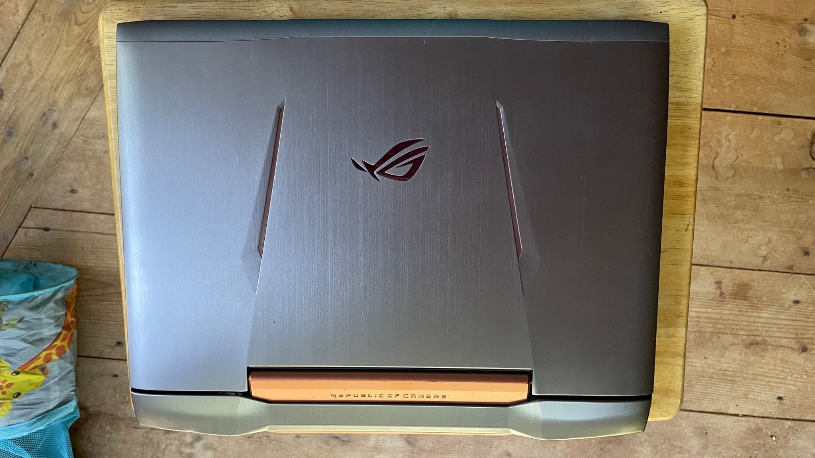 Asus g752vs, i7-6820k, 8gb gtx1070, 32gb ddr4, 17.3″