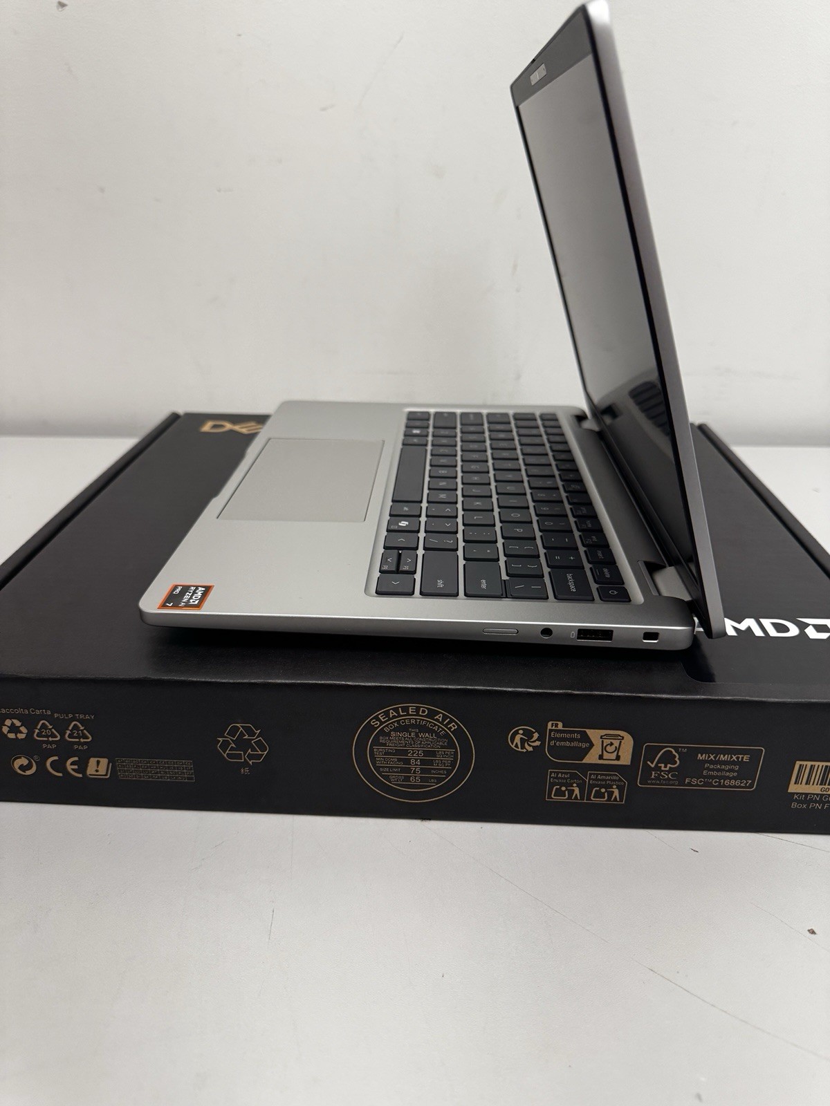 Electronic Dell Pro 13 Plus PB13255 , Brand New Sealed Box.
