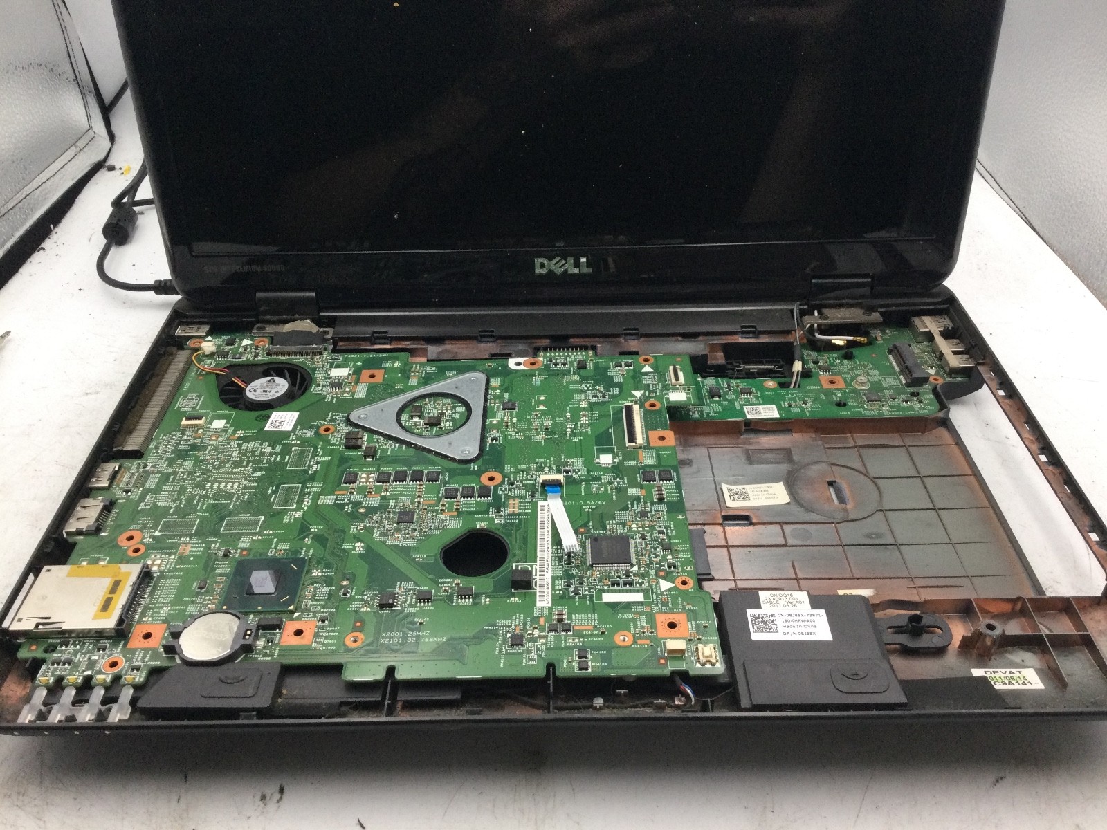 DELL INSPIRON N5110 – FOR PARTS/MISSING COMPONENTS – READ DESCRIPTION – BB