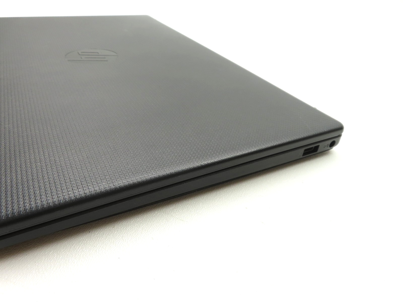 HP 15t-fd100 15.6″ Intel Core 7 150U 1.8GHz 16GB RAM 256GB SSD