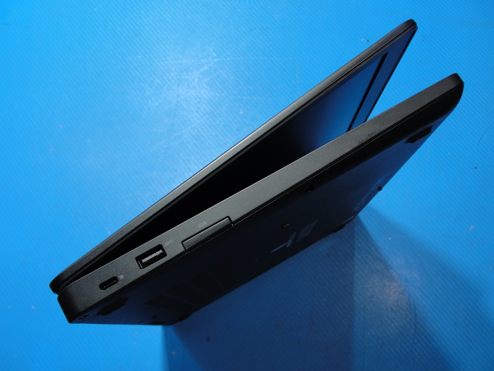 Dell Latitude 5480 14”Full HD Intel Core i5-6300U 8GB RAM 256GB SSD Win10 Pro