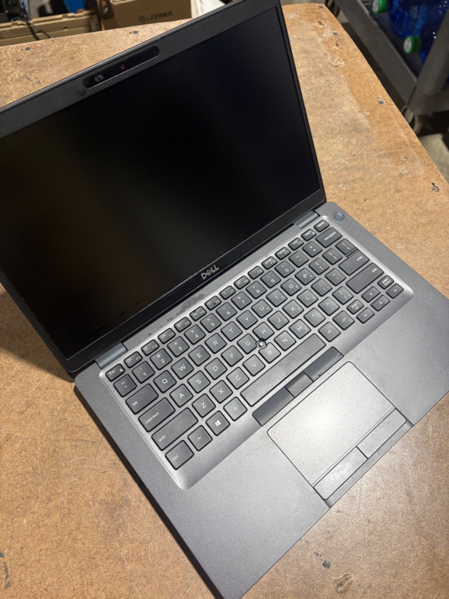 Dell Latitude 5400 14″ FHD i5-8365U 8GB RAM 256GB SSD No Charger/OS