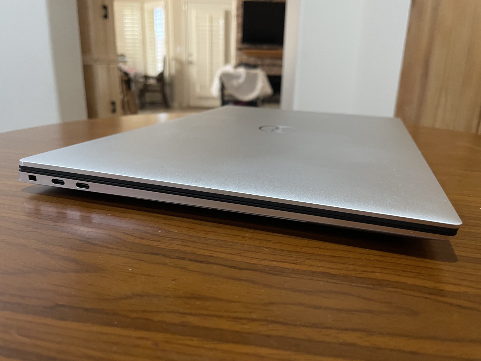 Dell XPS 15 9530 3.5K OLED Touch i7-13700H 32GB 1TB SSD RTX 4050 – 100% Battery