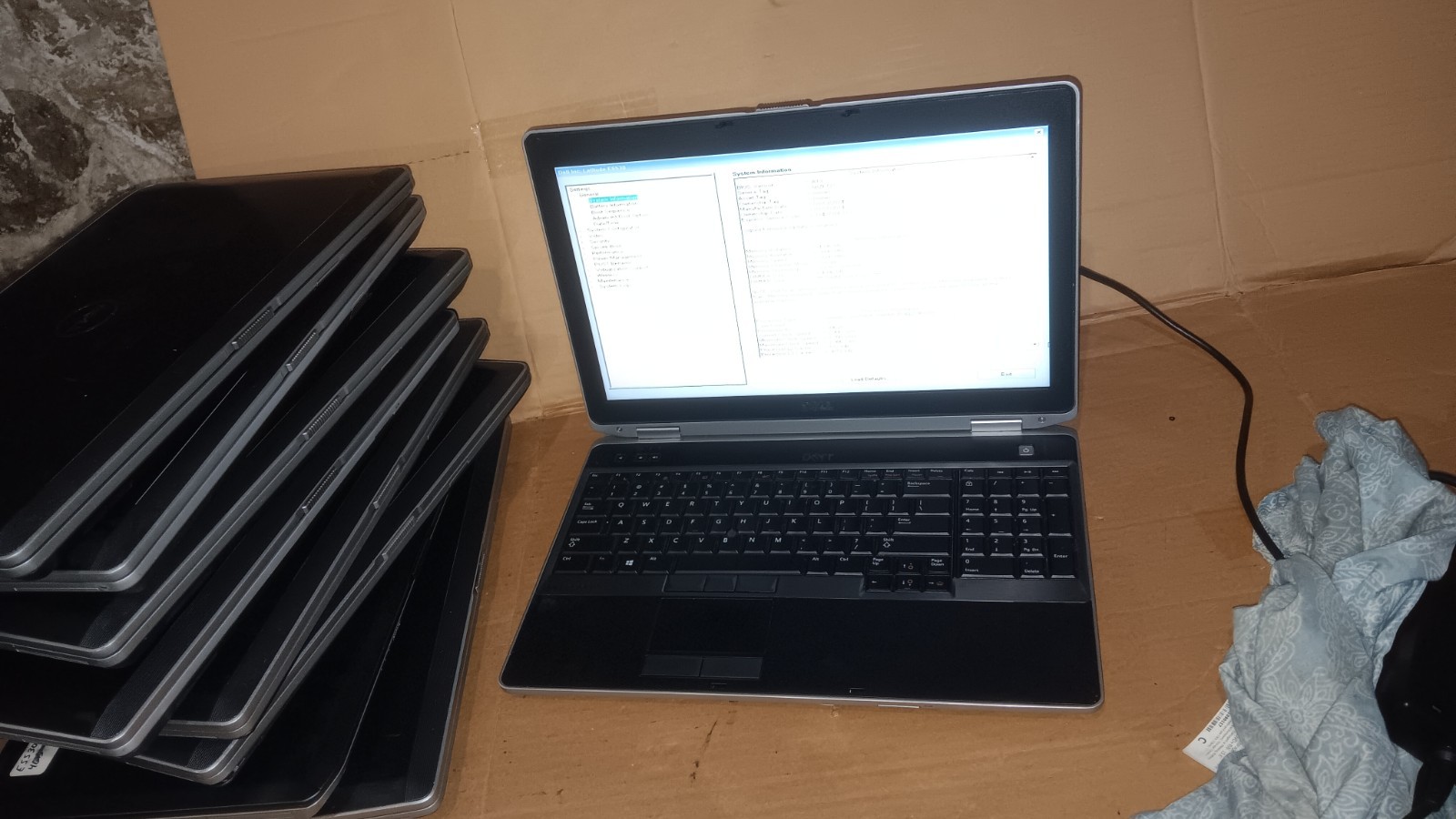 Lot of 9 Dell Latitude E6530, E6520, E5530 Laptops Core i5, 15.6″ LCD Screen P/R