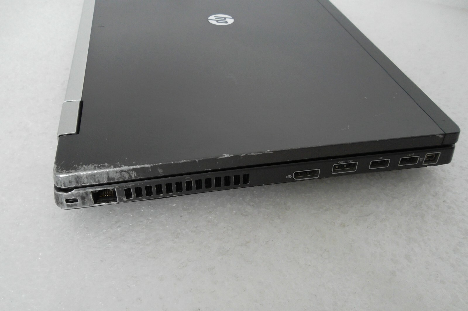 HP EliteBook 8560w Intel Core i7 (Quad) 2.20GHz 16GB Wi-Fi 500GB WebCAM XU085UT
