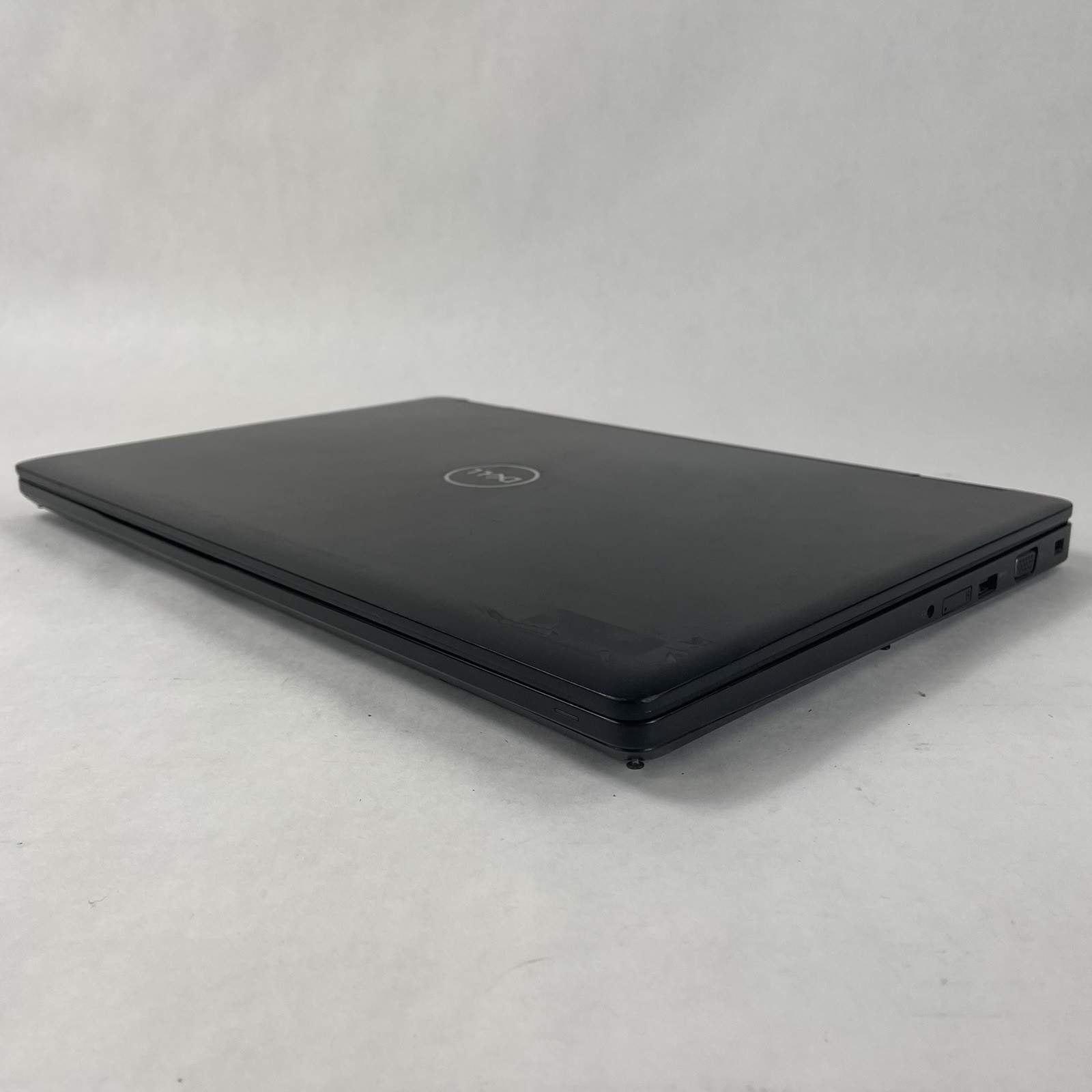 Dell Latitude 5591 15.6″ i7-8850U 2.60 GHz 8 GB RAM No SSD No OS No Battery