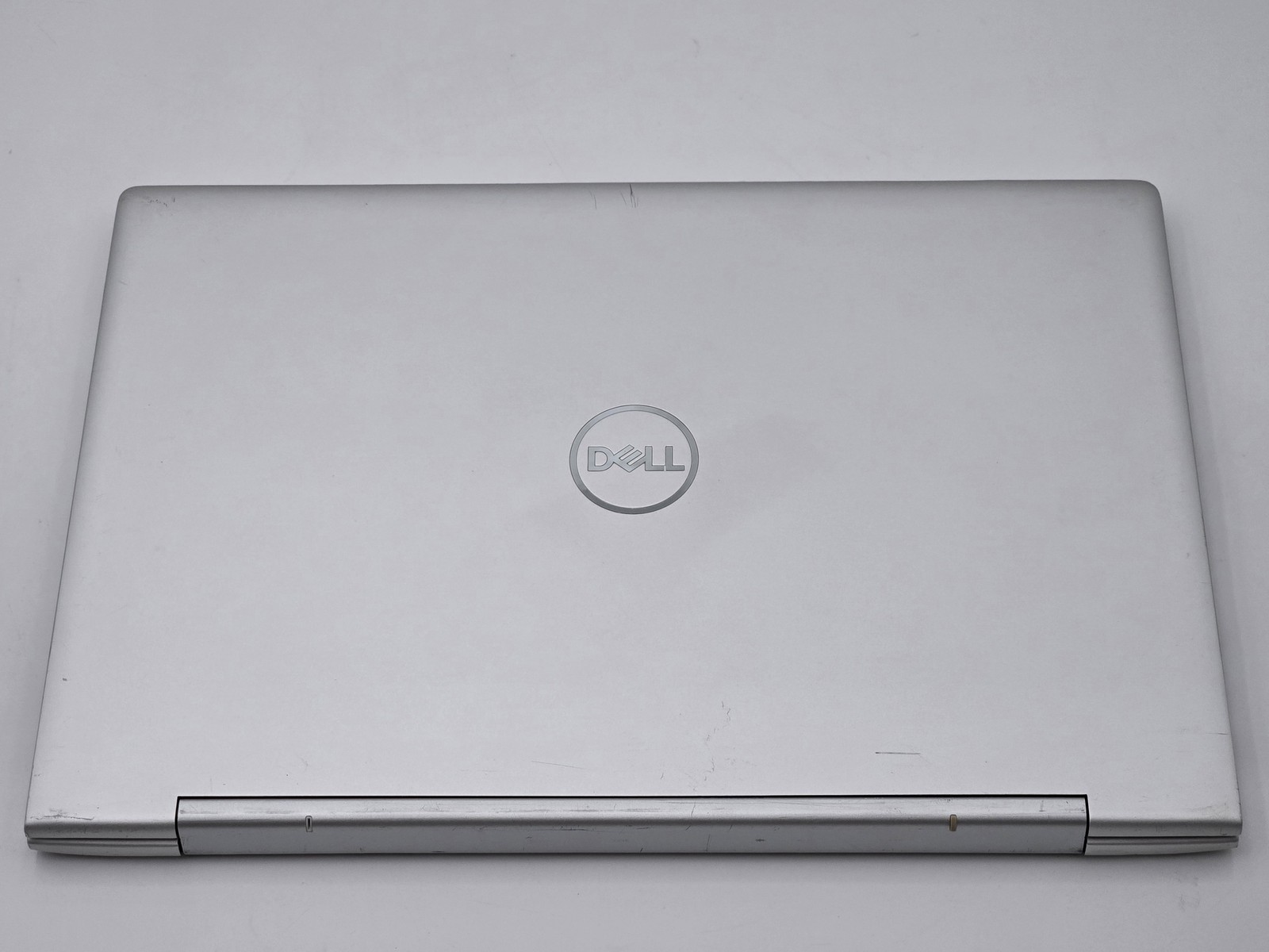 Dell Inspiron 7791 2-in-1 17″ FHD Touch I7-10510U 256GB SSD 8GB W11P MX250