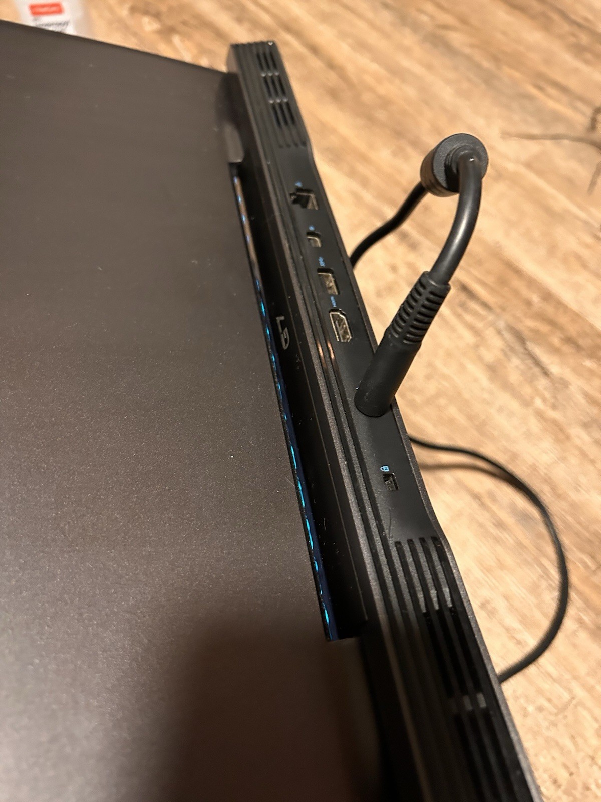 Alienware G7 Gaming Laptop Intel Core I7 -9750H 16GB RAM 512GB SSD RTX 2060 W11H