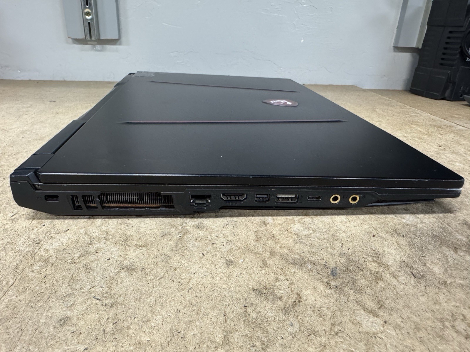 MSI GE75 Raider 10SE 17.3″ Gaming Laptop i7-10750H RTX 2060 BAD FOR PARTS REPAIR