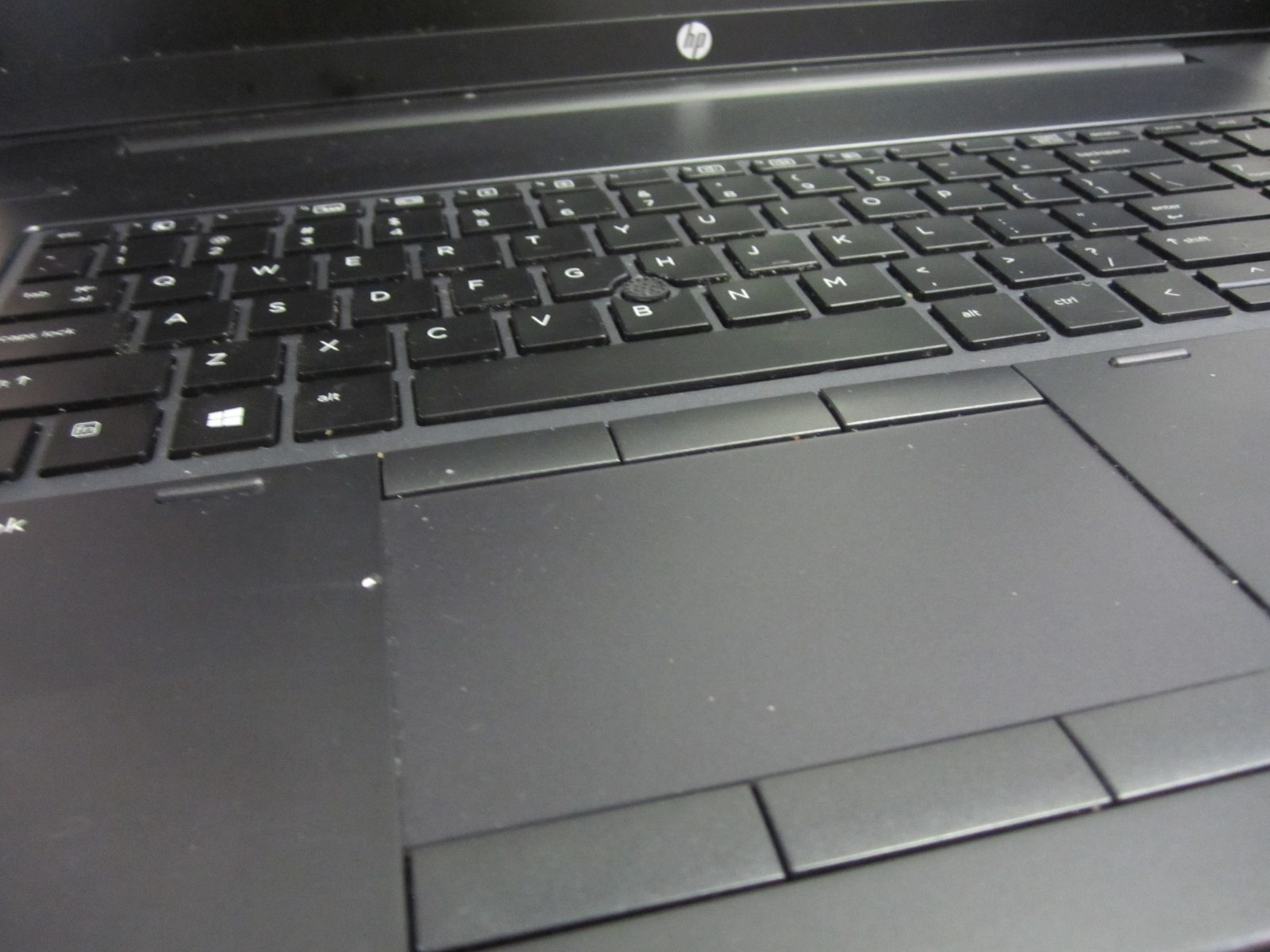 HP ZBook 17 G3 17.3″ i7-6700HQ 2.60GHz 16GB/256GB UBUNTU Laptop + AC NO BTRY