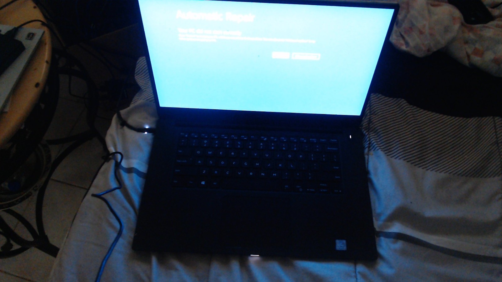 Dell Precision 5540 Laptop i5 9th Gen 256 GB SSD 16 GB Ram (READ DESCRIPTION!)