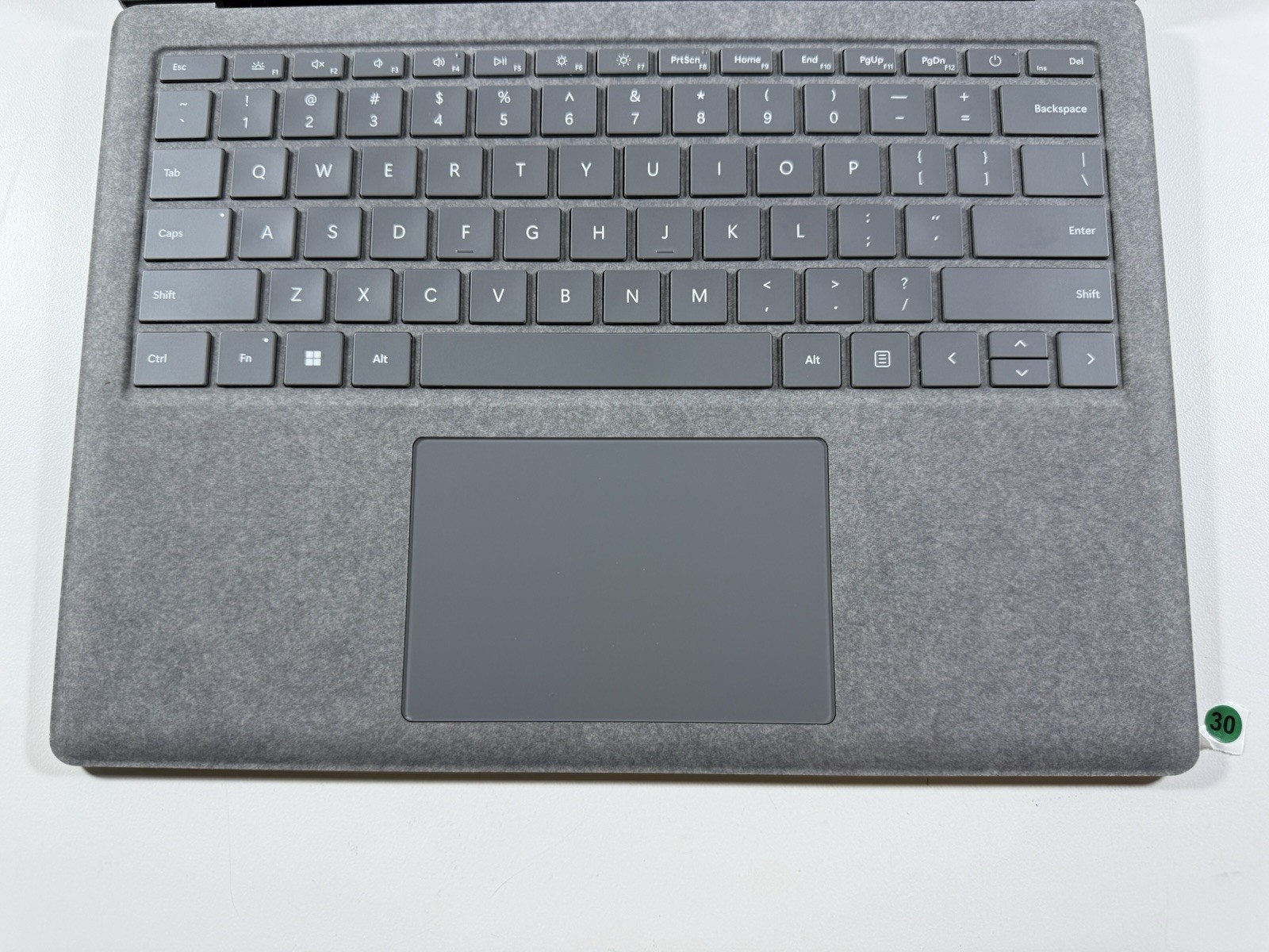 Microsoft Surface Laptop 5 13.5” 1950 Intel Core i7-1265U 16GB RAM 512GB NVME