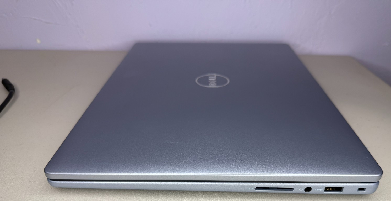 Dell Inspiron 14 P185G 14″ i5-1334U 1.3GHz Ice Blue 8GB RAM 512GB SSD WIN 11