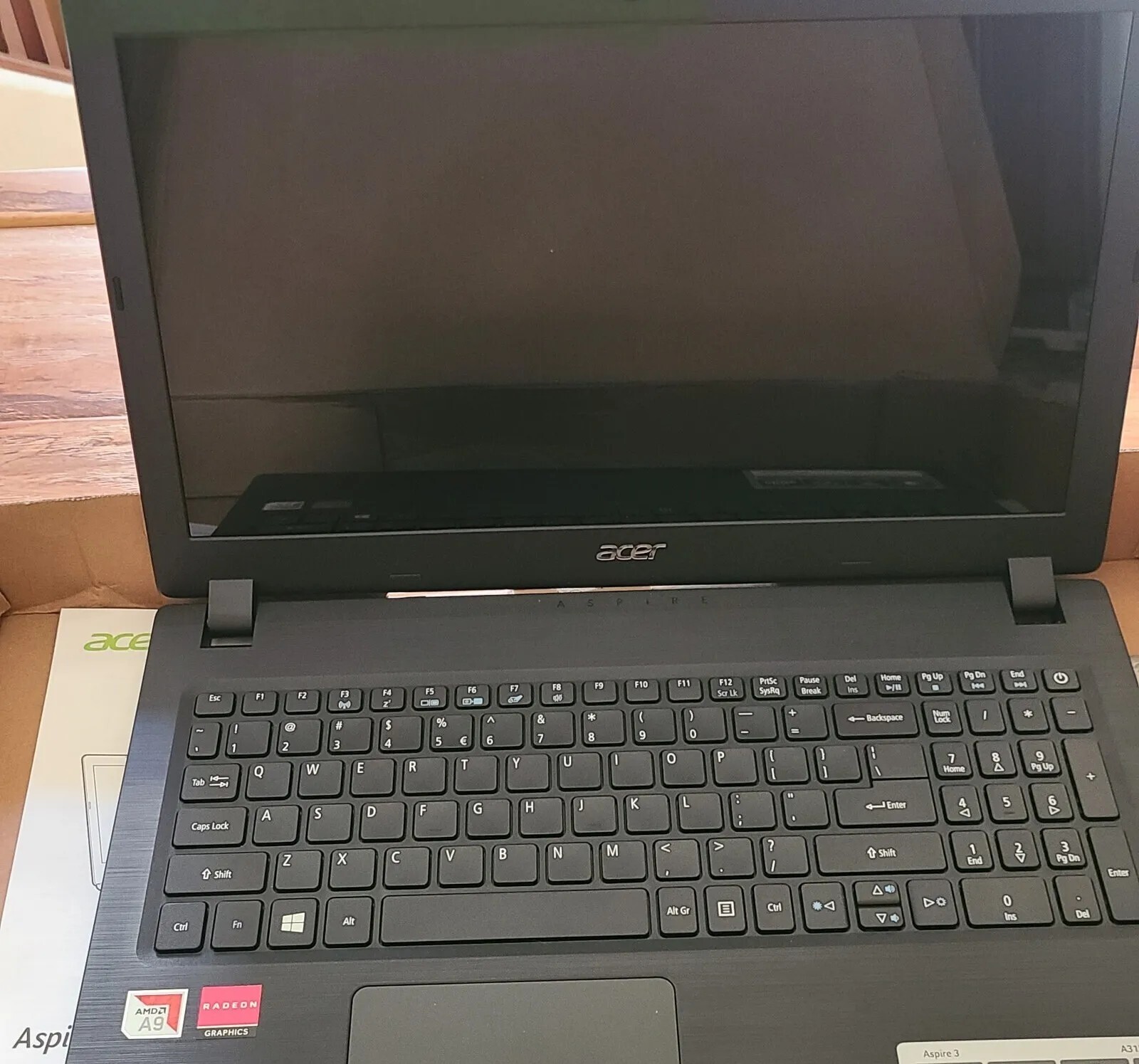 Acer Aspire 3 A315-21-95KF 15.6″ (1 TB, AMD A9 3.40 GHz, 6 GB) Laptop – Black
