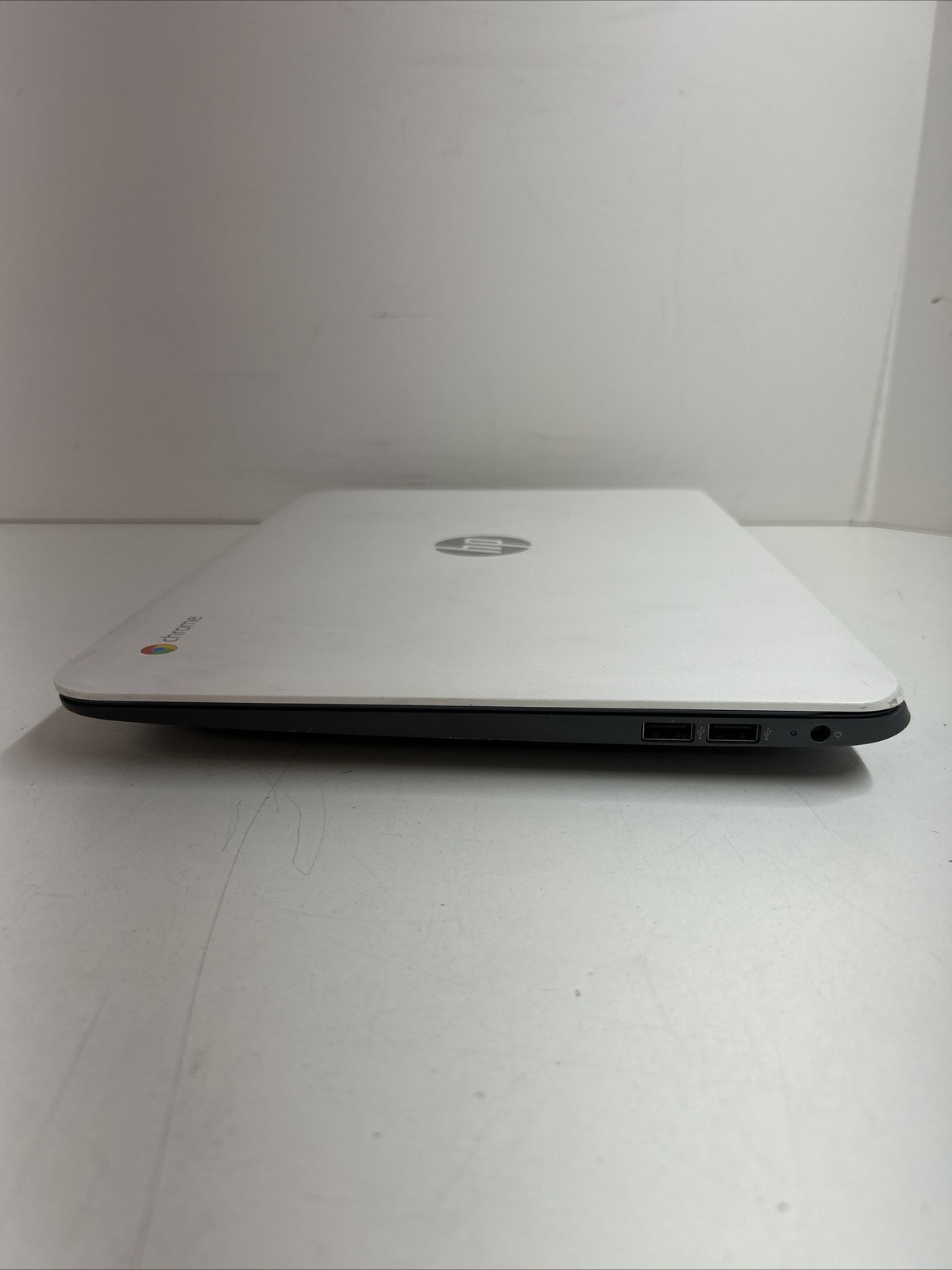 HP Chromebook 14 14-x013dx Intel Celeron 2955u 4GB RAM 16GB eMMC Chrome OS