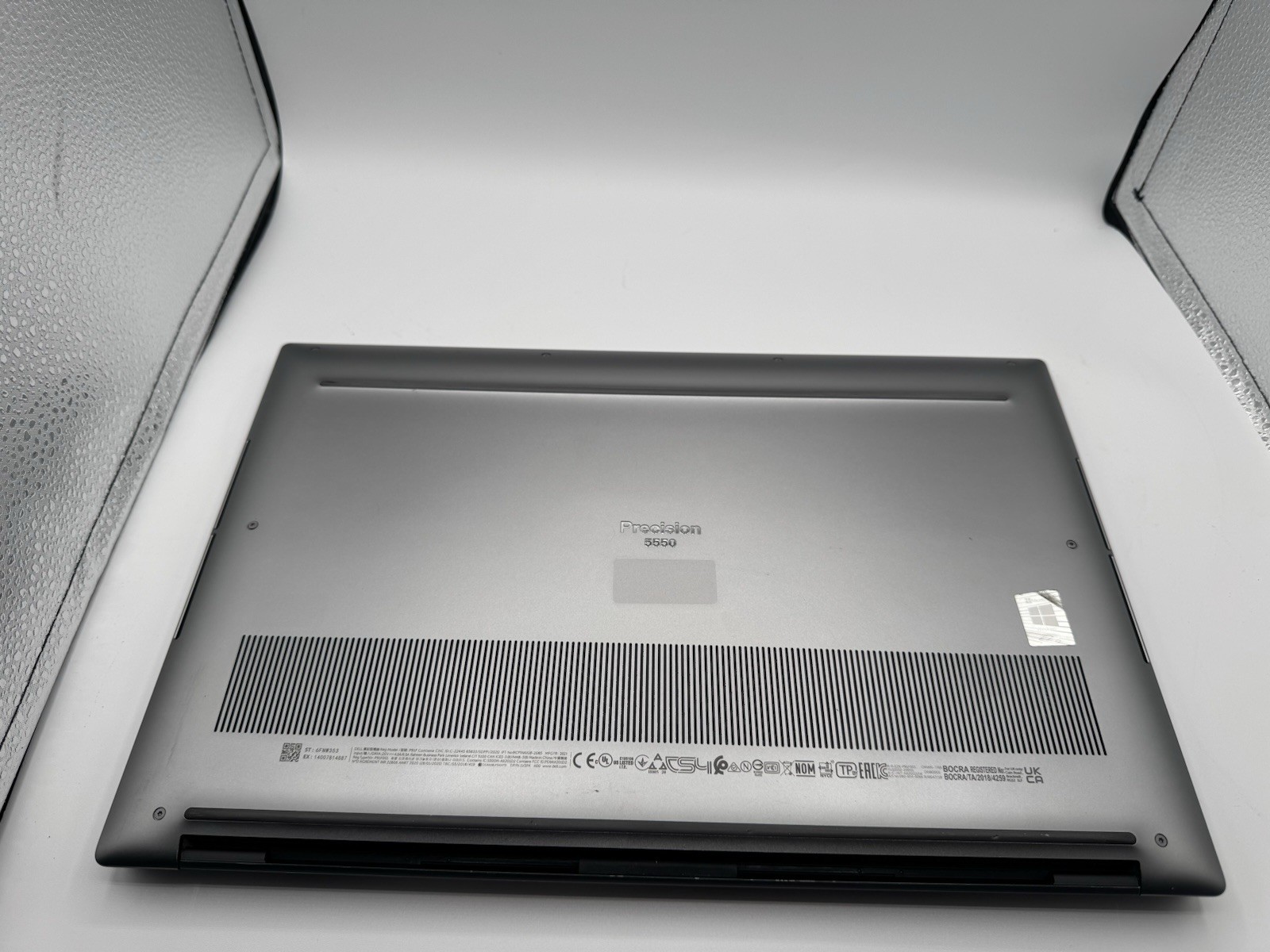 Dell Precision 5550 15.6” CORE I7-10750H 32GB RAM 512GB NVME QUADRO T1000 Win11