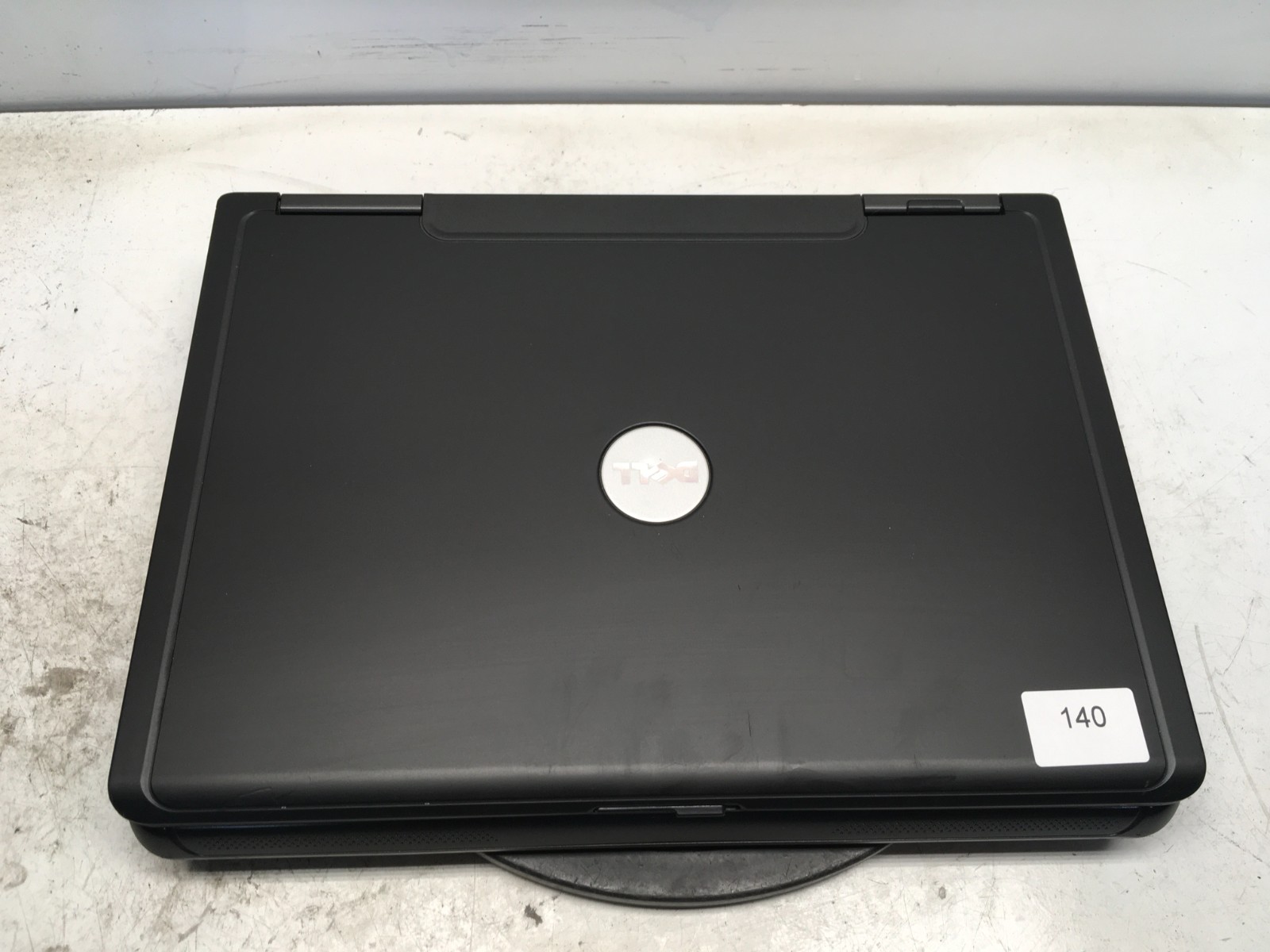 Dell Vostro 1000 AMD Athlon 64 X2 TK-57 1.9GHz 1 GB NO HDD