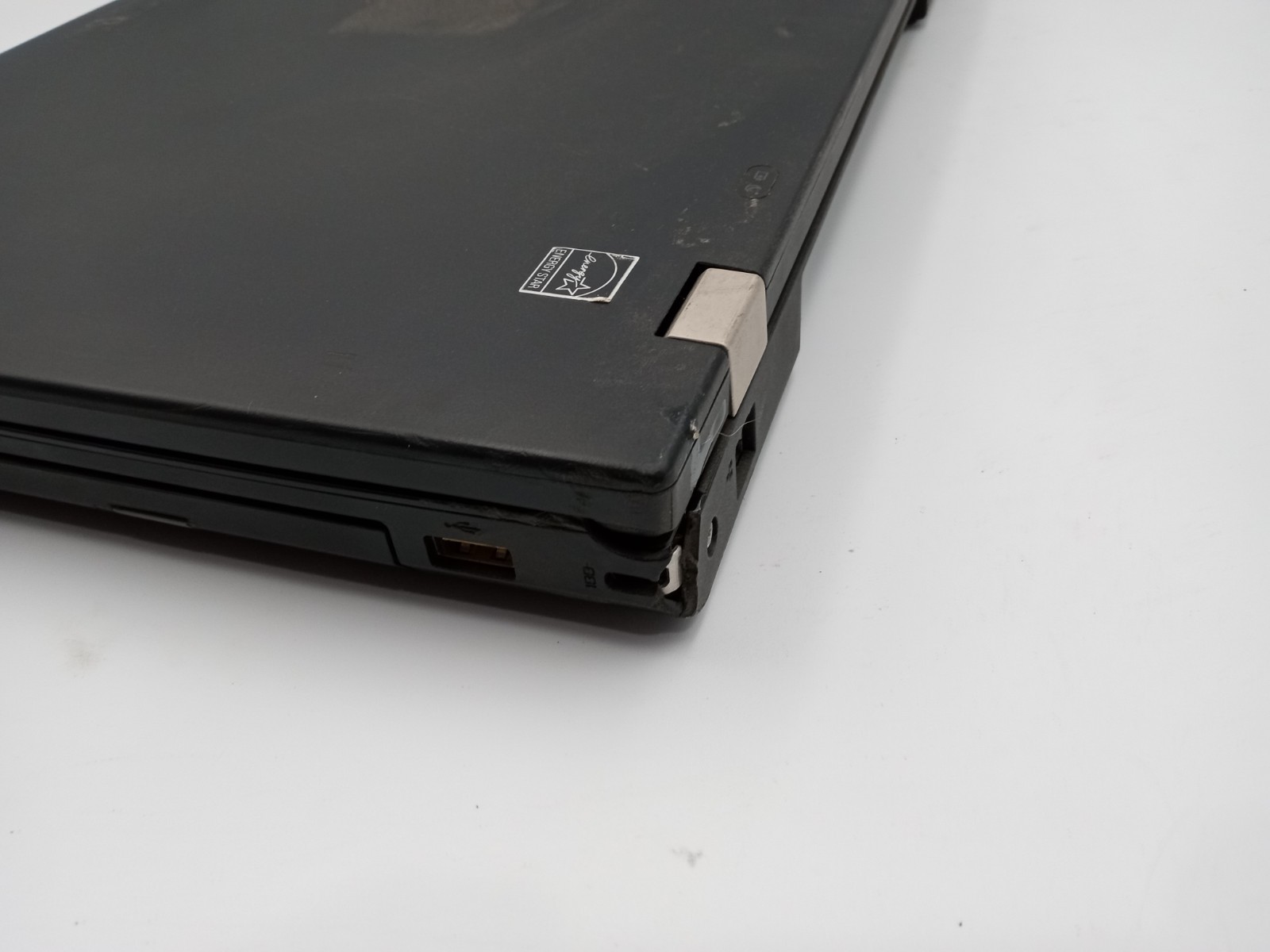 Lenovo ThinkPad L530 15″ Intel i3-3120M 4GB 60GB SSD Linux Mint – NO BATTERY -RR