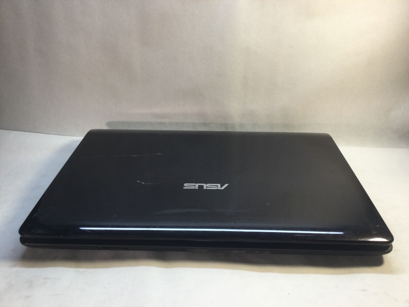 ASUS N61J Intel Core i7 2nd Gen. -DOES NOT POWER ON -MZ
