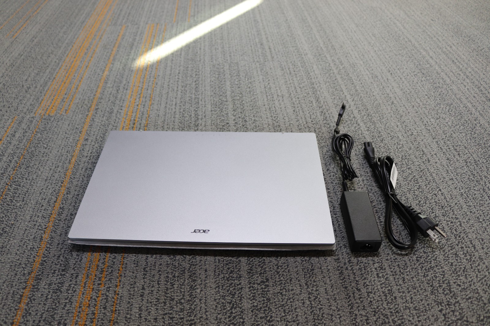 Acer 3 15 A315-24P-R7VH 15.6″ FHD, Ryzen 3 7320U, 8GB DDR5, 128GB SSD Laptop