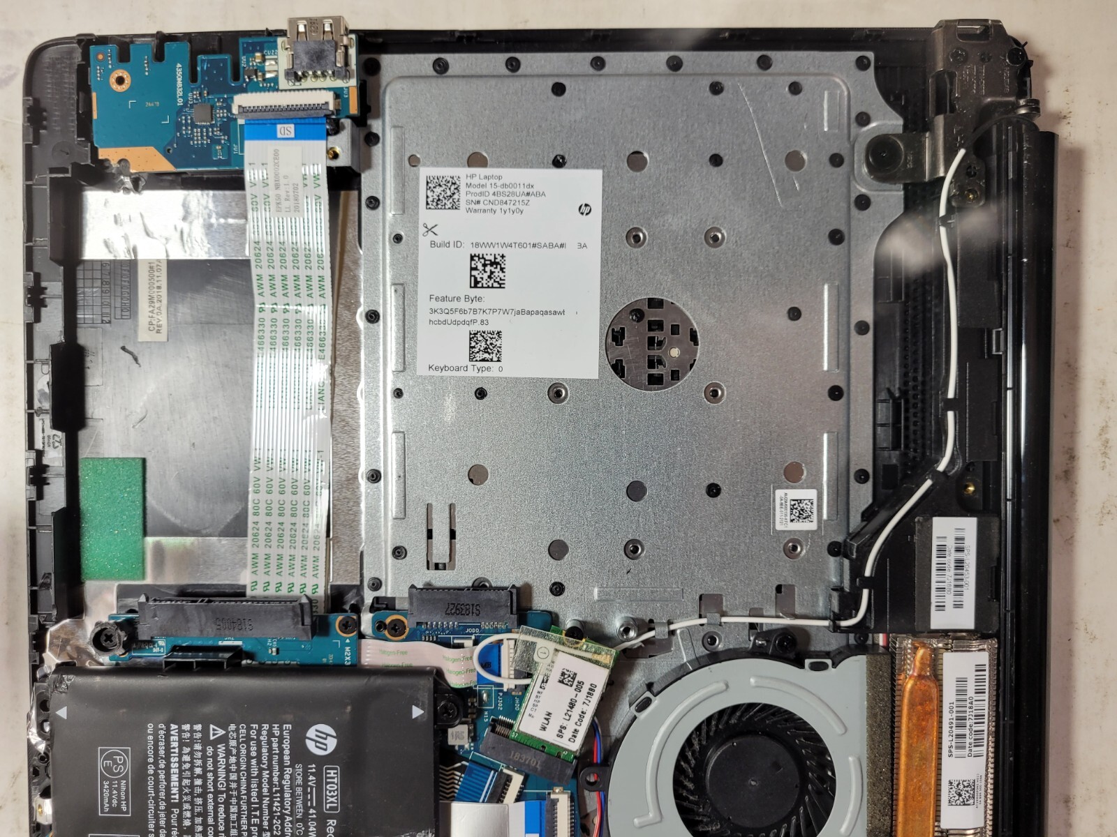 HP 15-db0xxx w/AMD A6-9225, 4GB RAM Laptop for Parts/Repair #0122