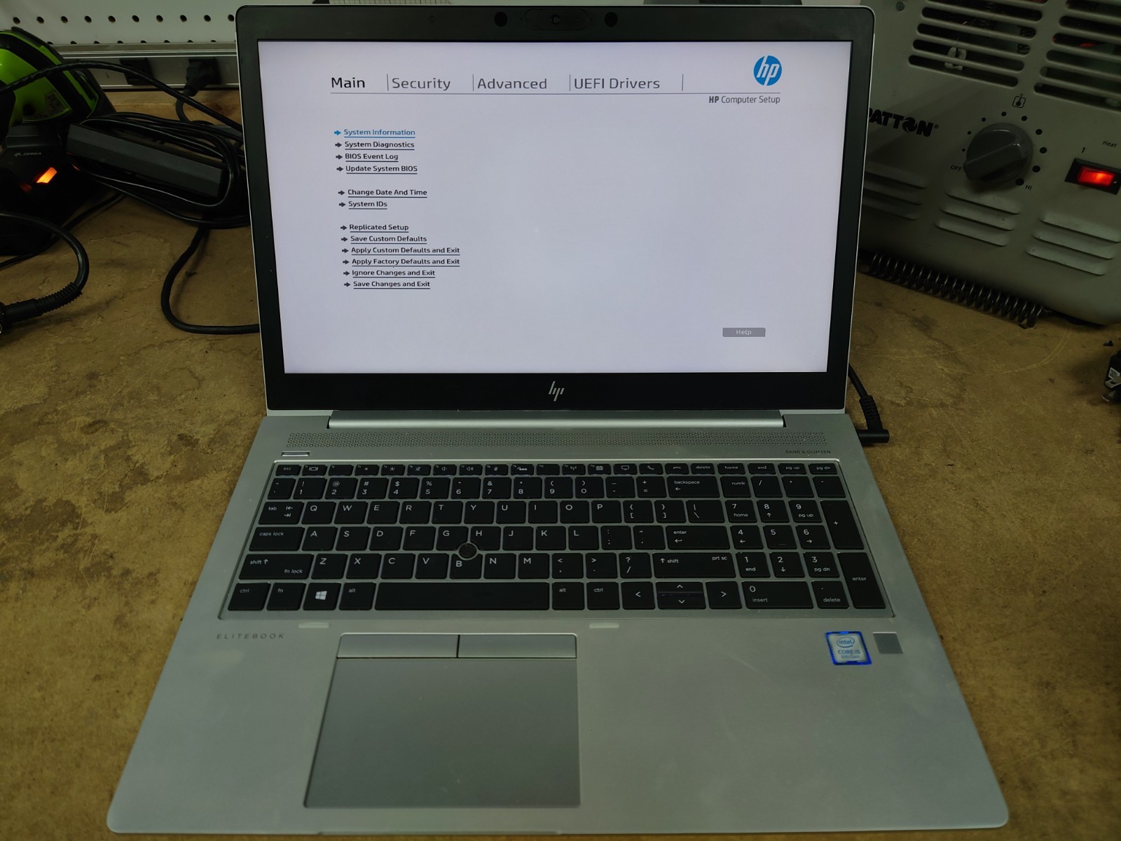 HP EliteBook 850 G6 15.6″ FHD i5-8265U 16GB RAM No OS/SSD