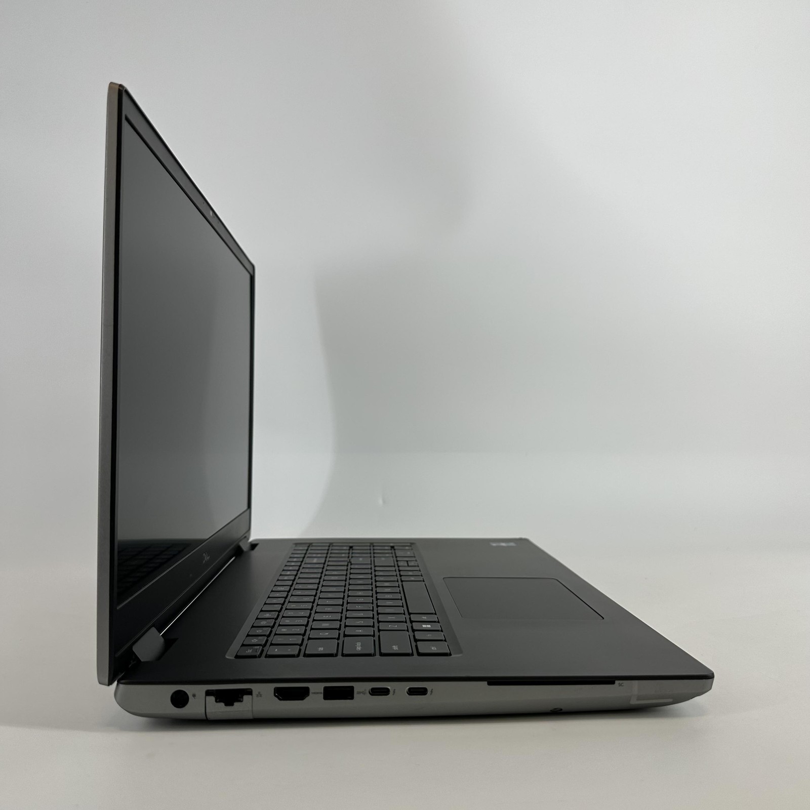 Dell Precision 7770 17.3 FHD 2.3 GHz i9-12950HX 32GB 512GB SSD RTX A5500