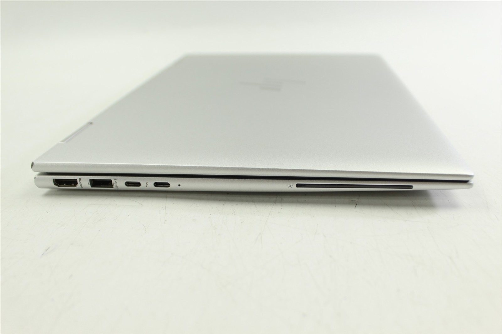 HP EliteBook x360 1040 G9 14″ i5-1245U 1.6GHz 256GB SSD 16GB RAM W11P