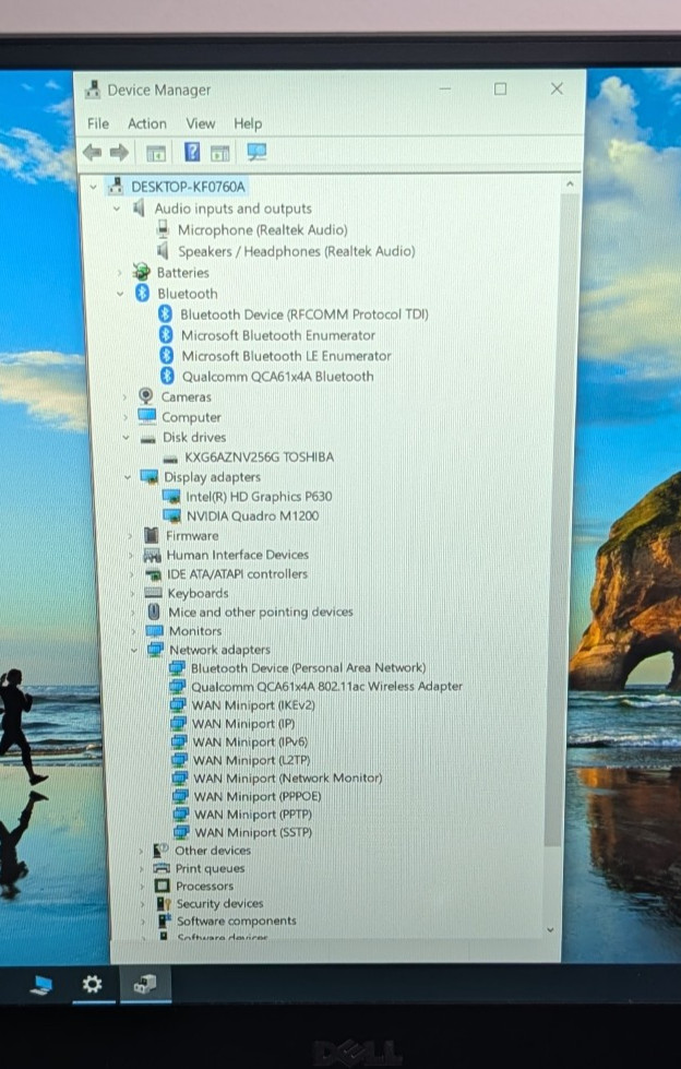 Dell Precision 5520 Intel Xeon E3-1505M v6 16GB 256GB NVMe Quadro M1200 Win10