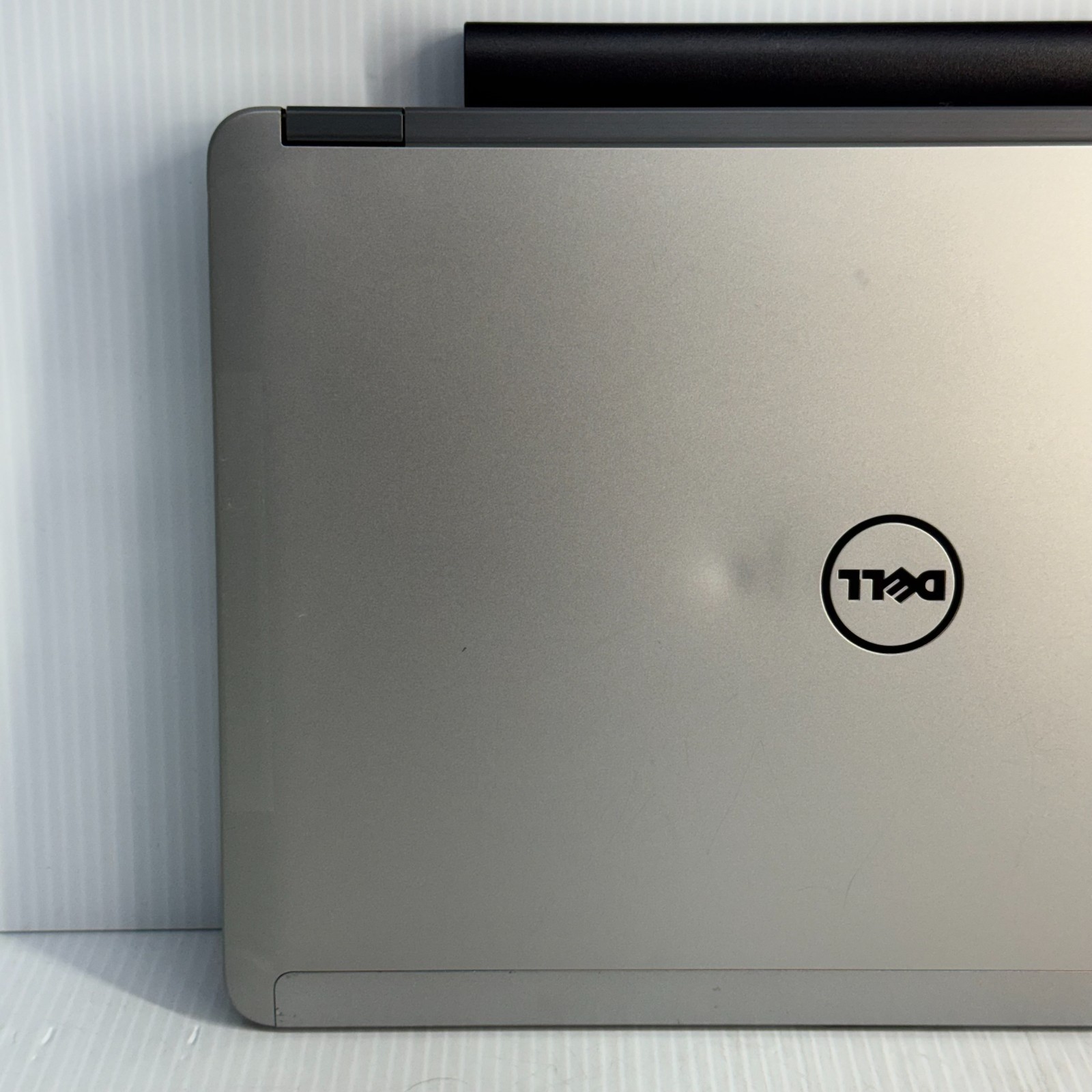 Dell Latitude E6440 i7-4610M 14″ Linux Mint 22.3 Laptop 120GB SSD 8GB *SEE PICS
