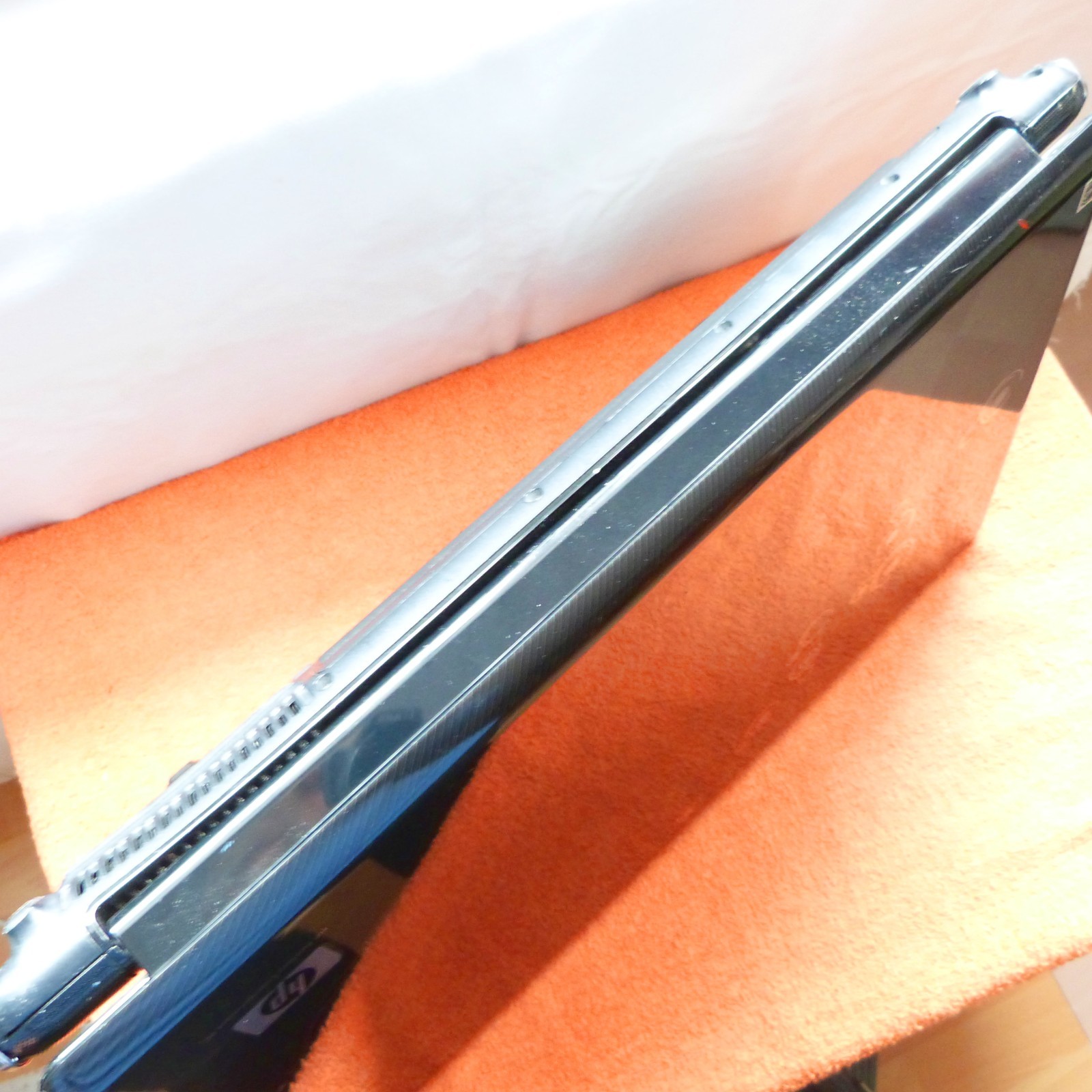 HP DV8 18″ MONSTER Bolide Cinema FULLHD l 1TB SSD Windows 11 l QUAD i7 BLURAY