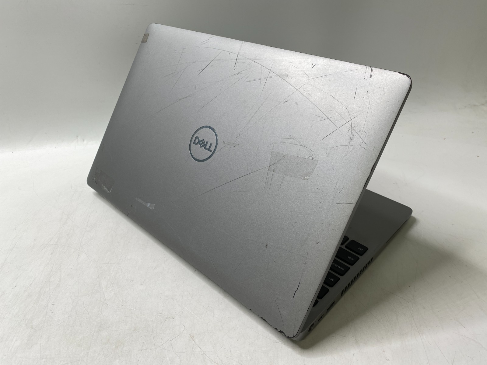 Dell Latitude 5511 15.6″ Touch i7-10850H 4GB RAM MX250 No SSD/WiFi/Bottom PARTS