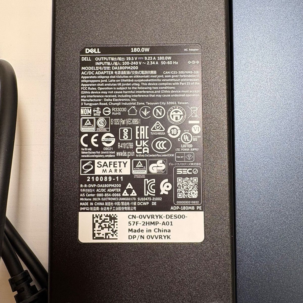Alienware 16 Aurora AC16250 Laptop, 16″ FHD, Core 7 240H, 16GB, 1TB, RTX 5050