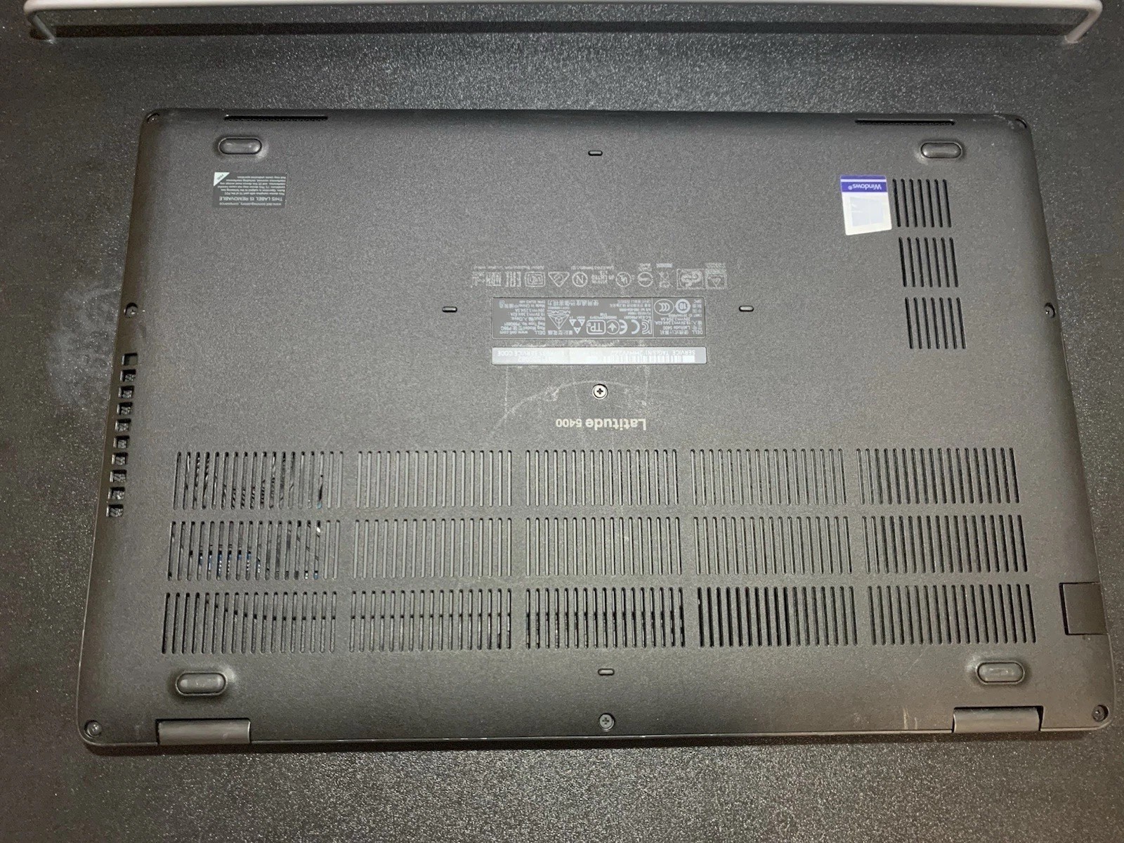 Dell Latitude 5400 i7-8665U 8GB 256GB SSD Win11 14in FHD Black