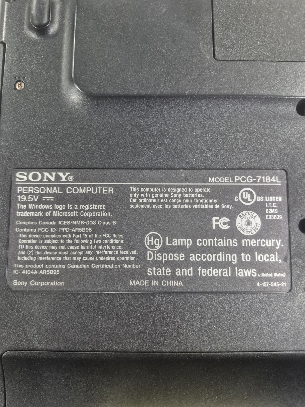 Sony Vaio VGN-NW242F Intel Core 2 Duo T6600 2.2GHz 4 GB NO HDD