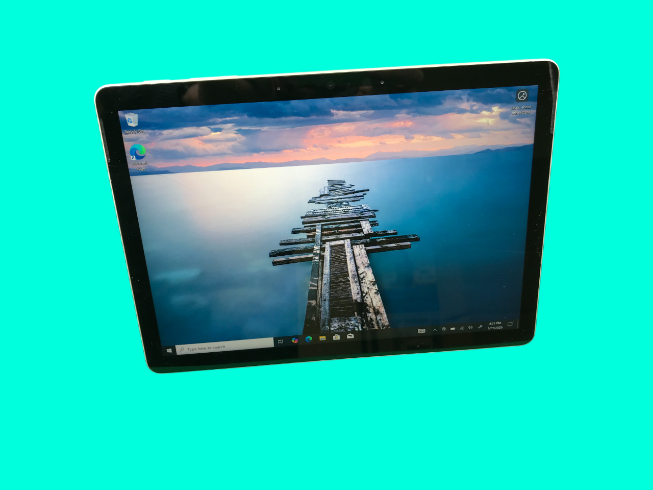 Microsoft Surface Go 2 1926 10.5″ – 4425Y – 4GB RAM – 64GB SSD, Cracked Glass