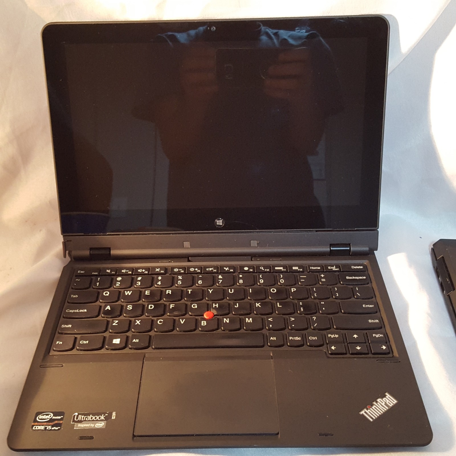 LENOVO THINKPAD HELIX 11″ I5-3427U – 4GB RAM – 119 SSD – READ DESC (LOT OF 2)