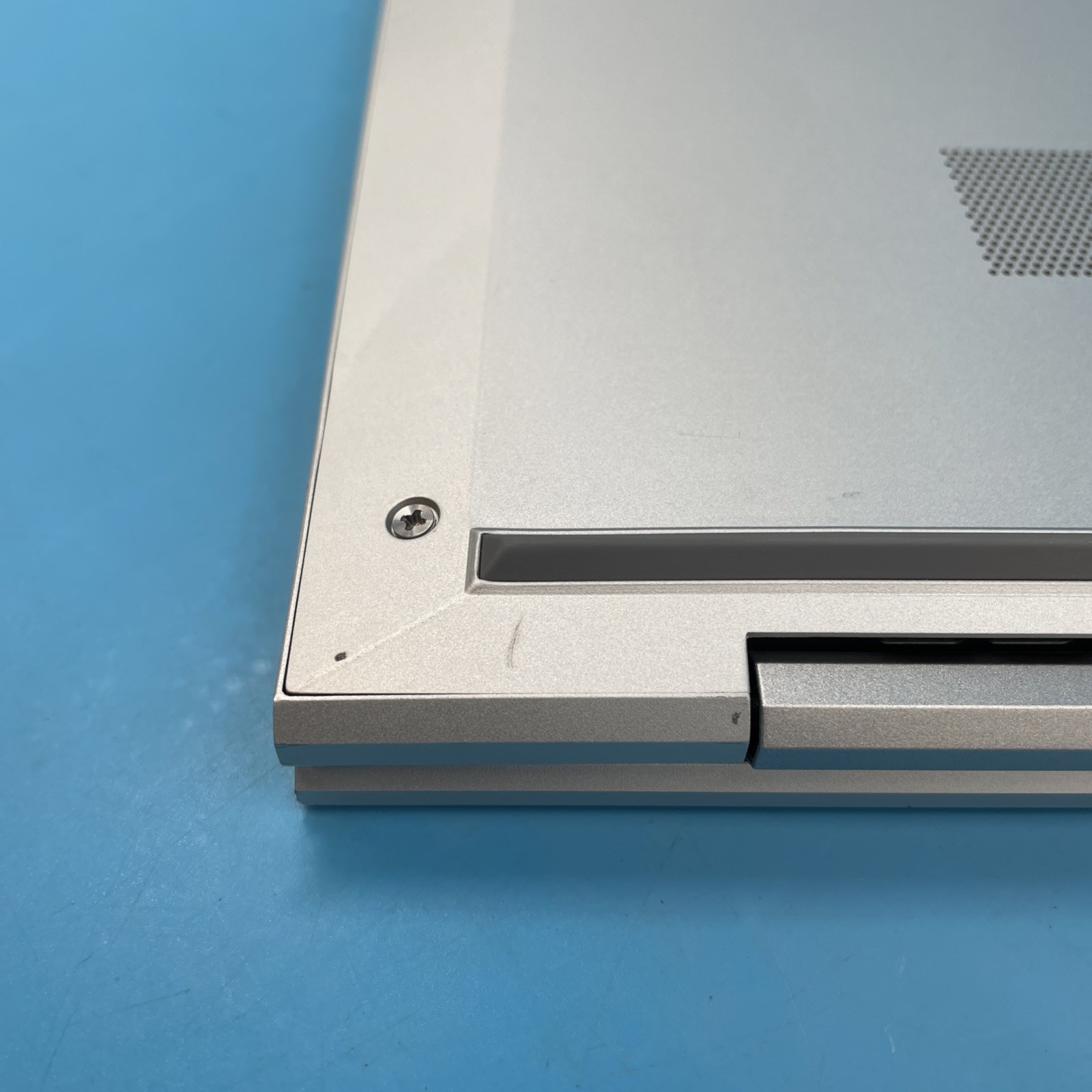 HP EliteBook 840 G7 | i7-10510U | 16GB RAM | 512GB SSD | WIN 11 PRO | 79% BATT
