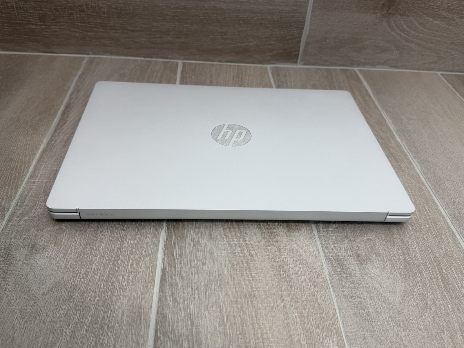 HP OmniBook 3 16″ WUXGA Touch Laptop AMD Ryzen 5 40 16GB RAM 256GB NVMe Win-11