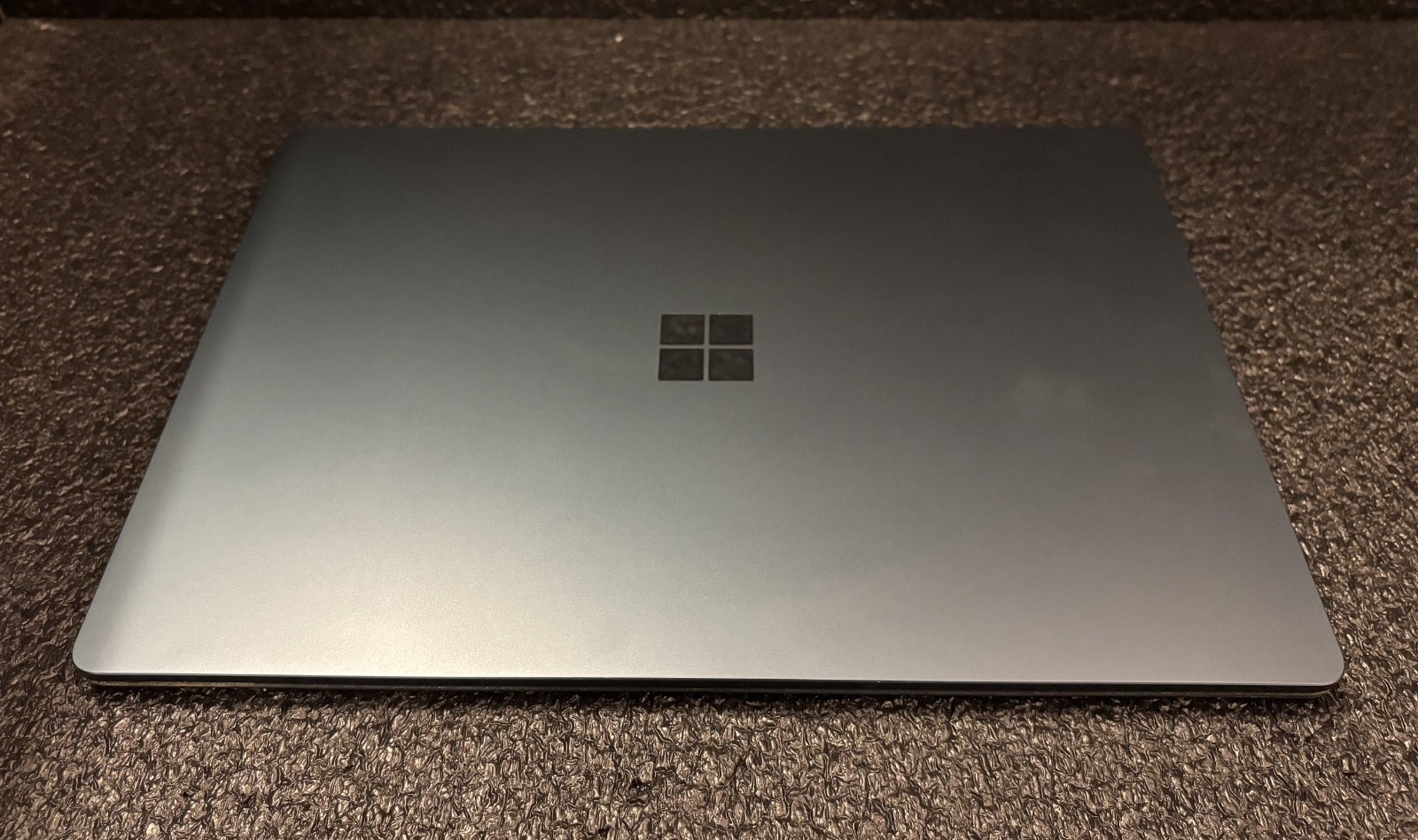 Microsoft Surface Laptop 3 i7-1065G7 | 1.30GHz | 16GB | 256GB | READ DESCRIPTION