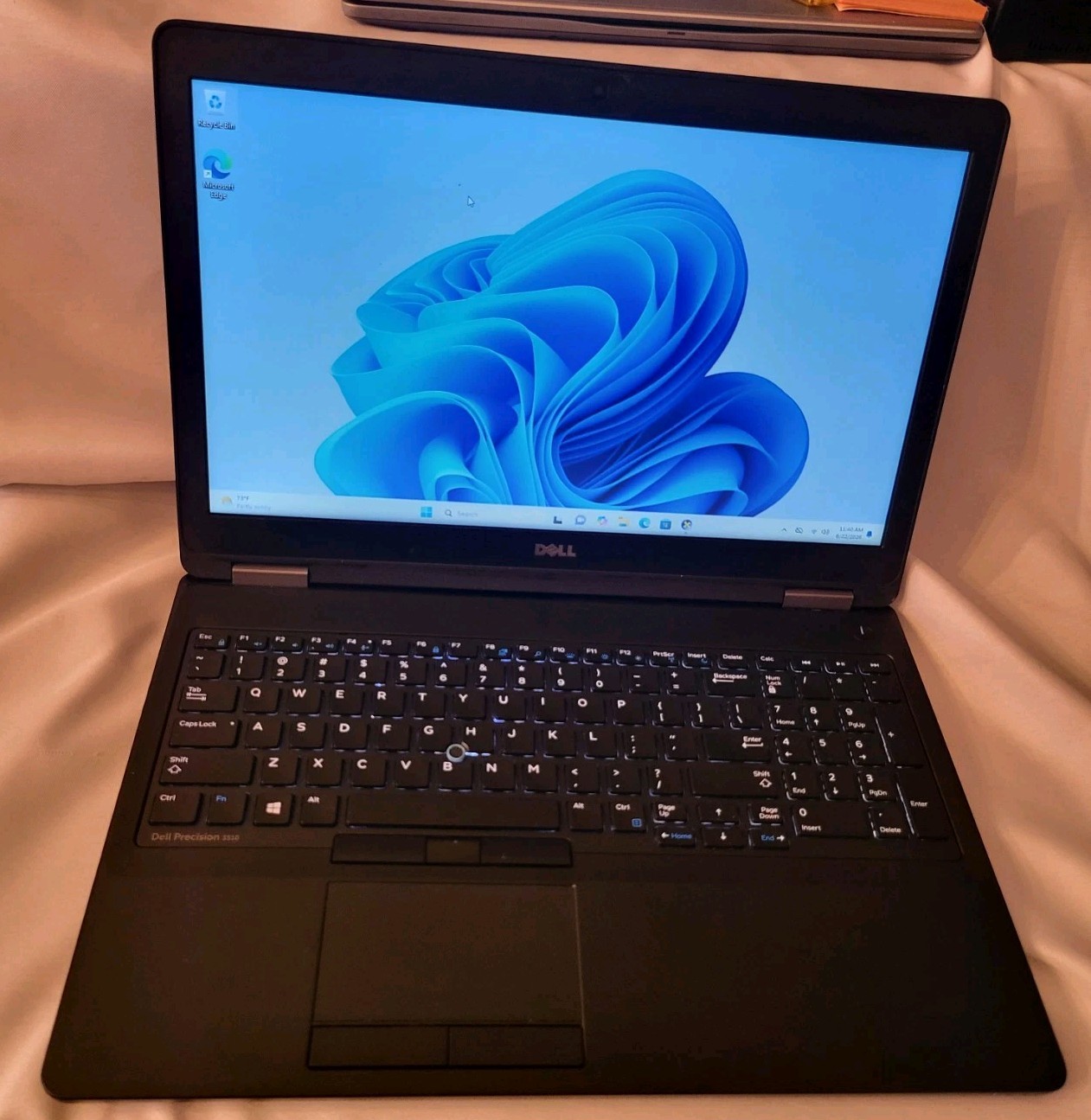 Dell Precision 3510 Xeon E3-1505M v5 16GB RAM 256GB SSD O62201