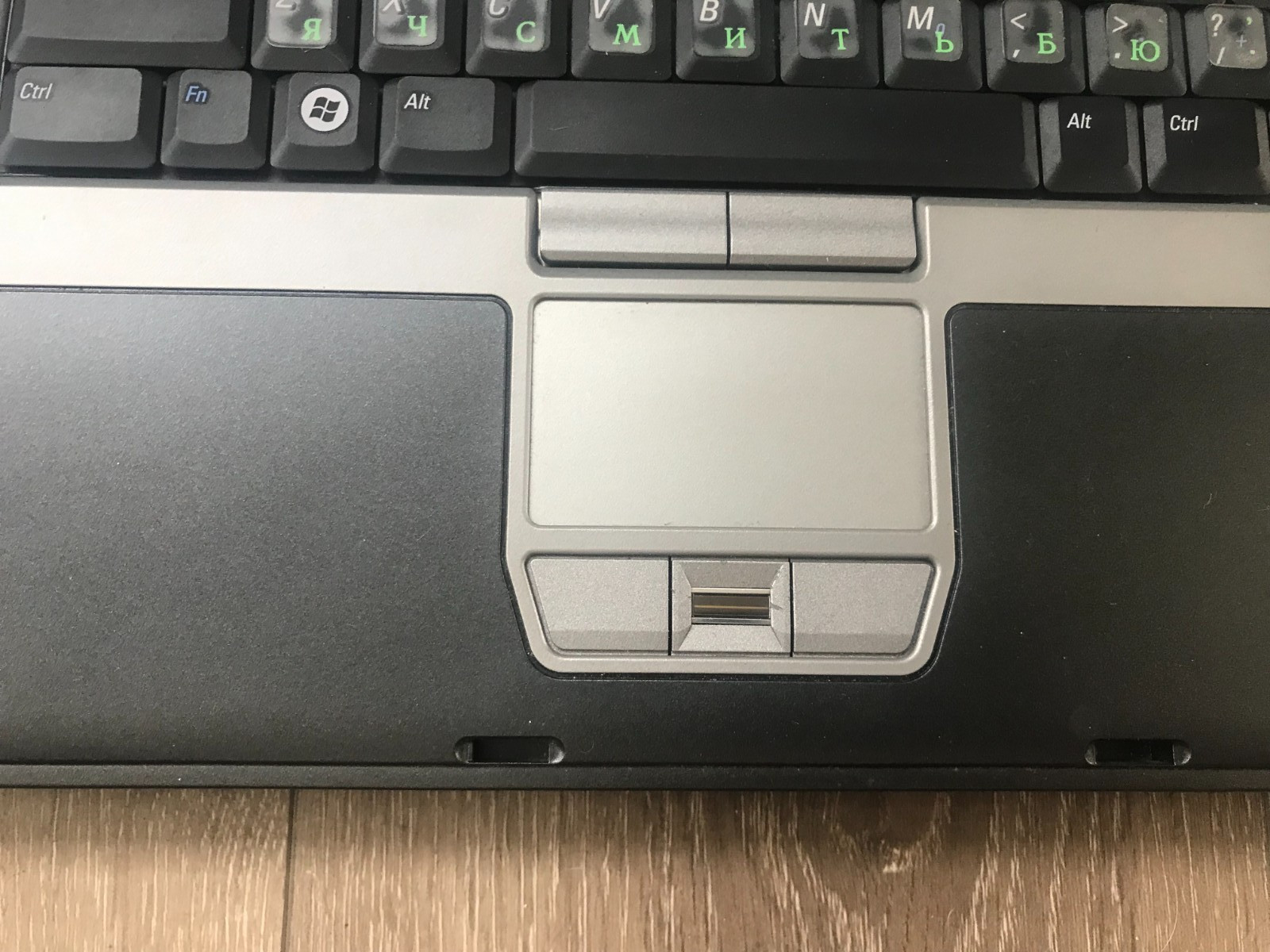 Dell Latitude D830 15.4″ Intel Core 2 Duo T7500 2.20GHz 3GB RAM 80GB HDD Win 7