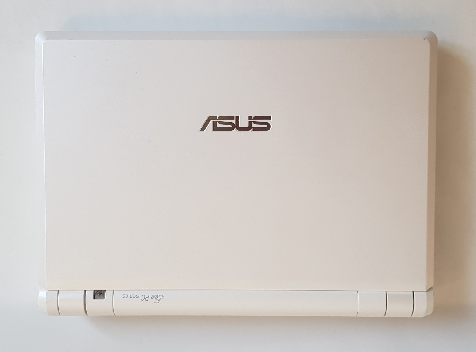ASUS Eee PC 701 4G Working Windows XP Upgraded Netbook Retro SSD