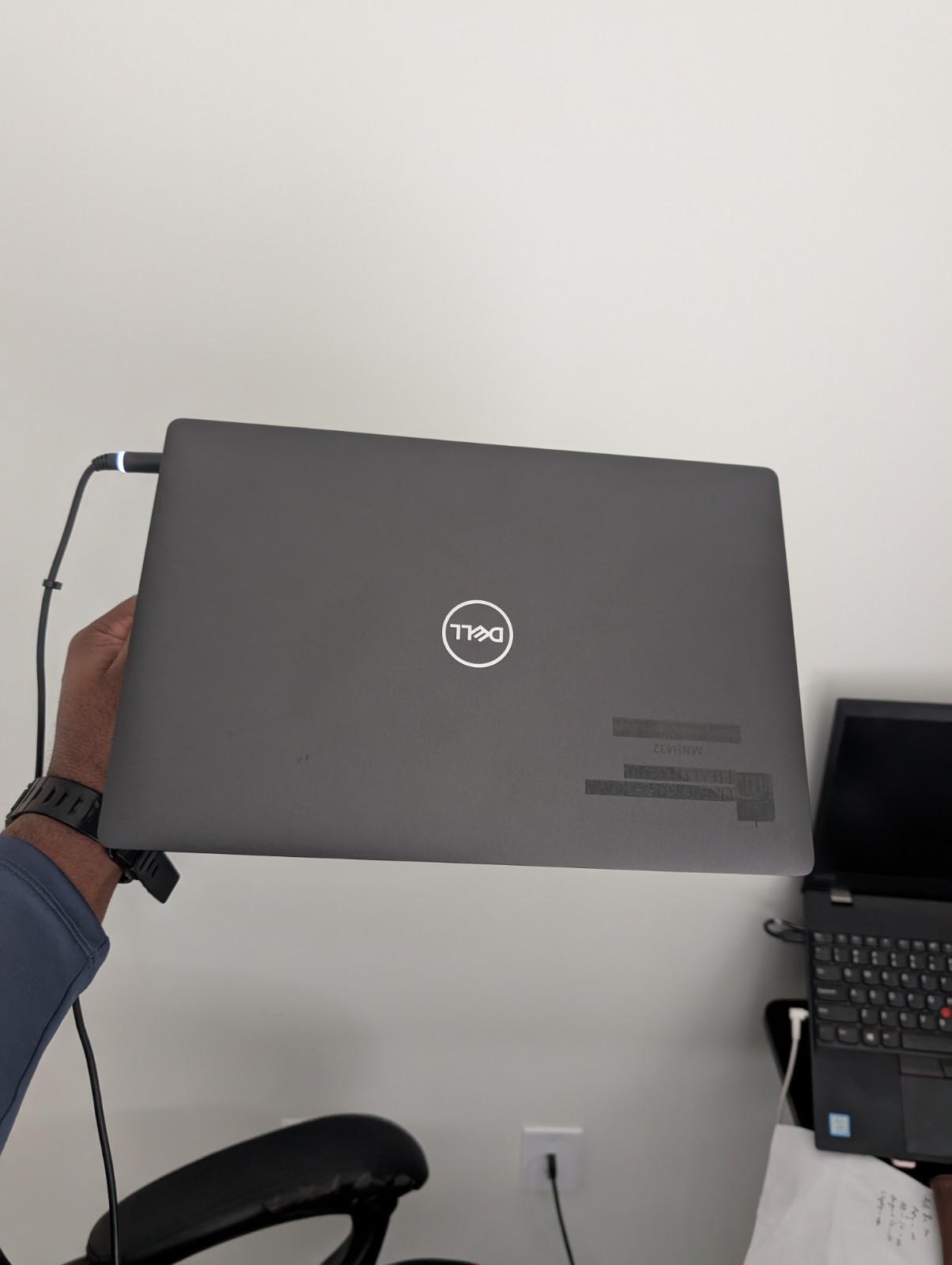 Dell latitude 5400 16gb RAM 256gb SSD Core I5 Win 11 Pro 99% battery health