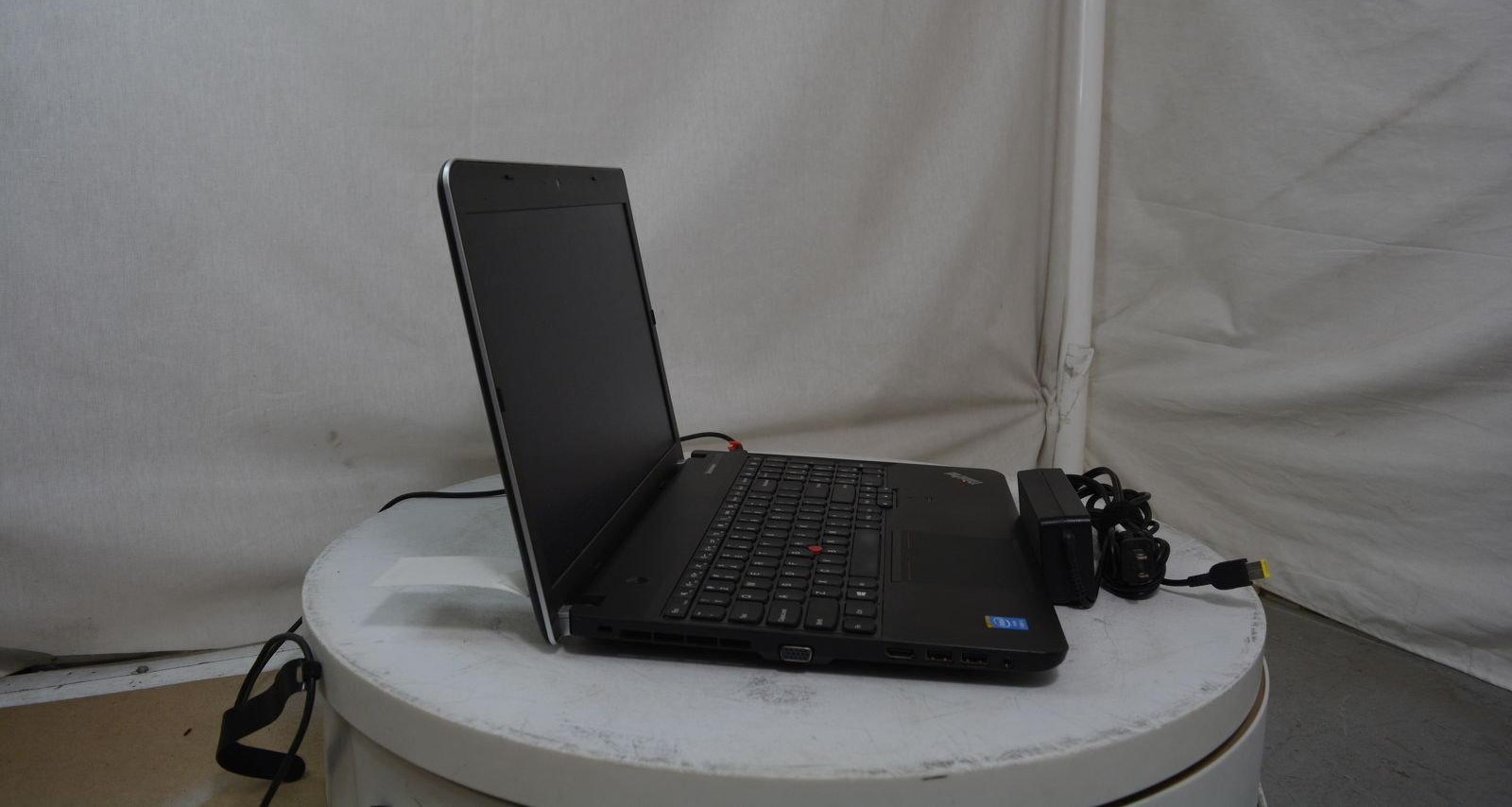 Lenovo ThinkPad Edge E540 20C6-008SUS Laptop Core i5-4200M 2.5Ghz 4GB 256GB SSD