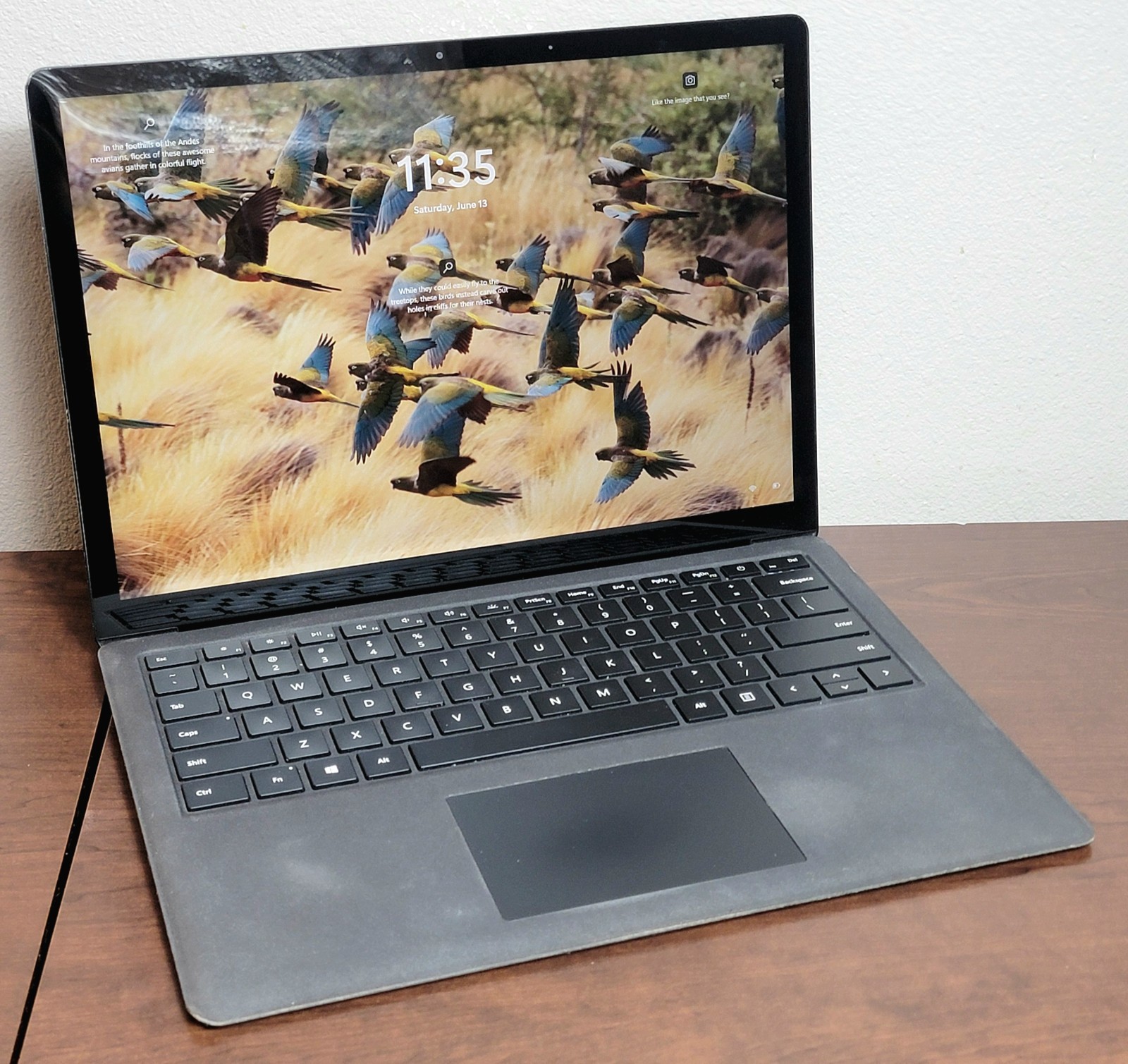 Microsoft Surface 2 13.5″ 512GB i7-8650U 1.9GHz 16GB Windows 11 Pro w/charger