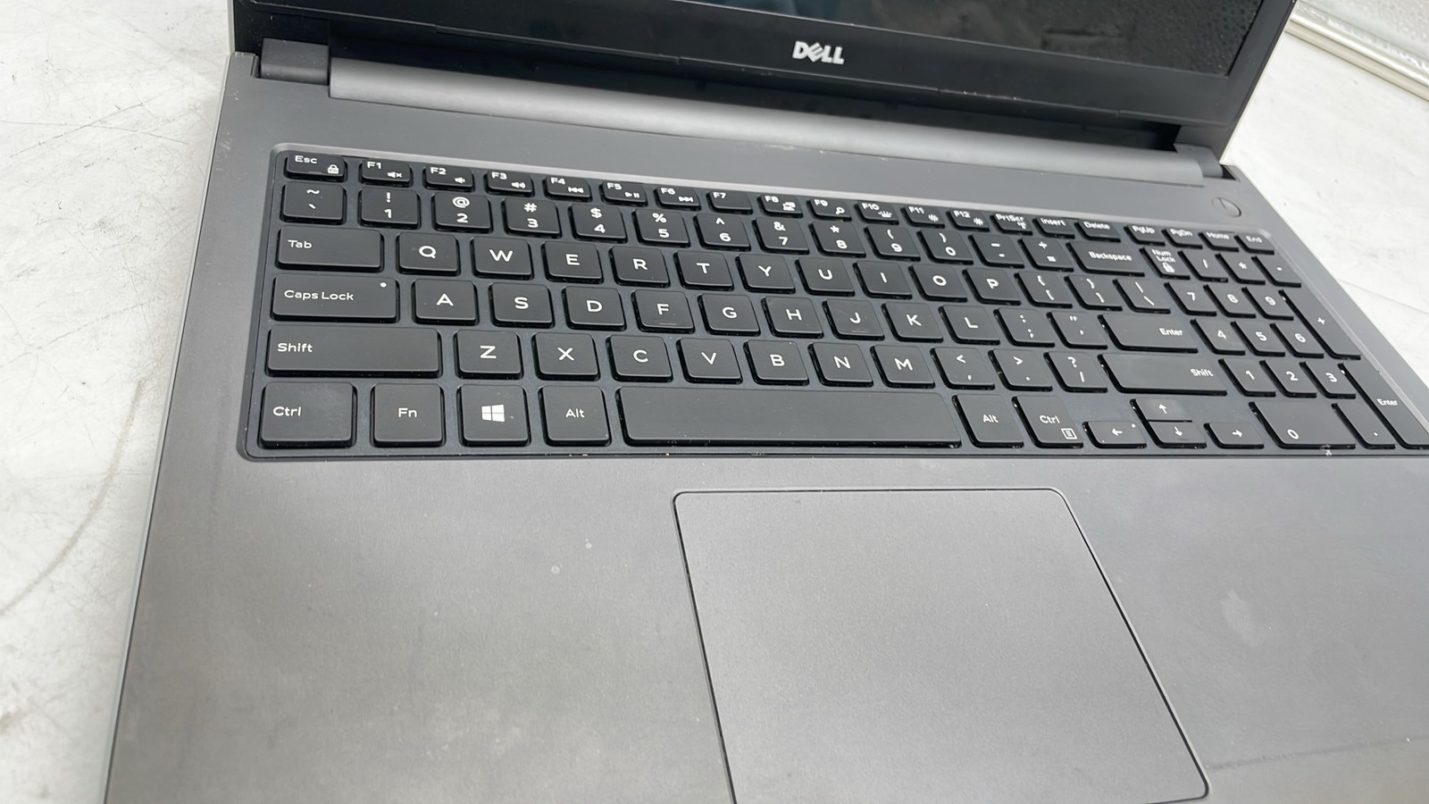 Dell 15.6″ Intel Core i7 AMD Radeon Graphics Laptop 66MYDC2 For Parts Or Repair