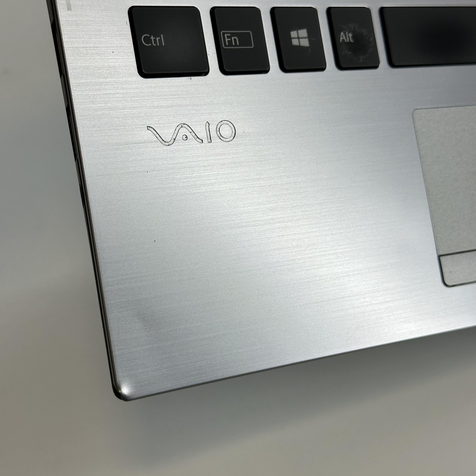 Vaio S13 13 Gray FHD i5-8250U 1.60GHz 8GB RAM 256GB SSD Good