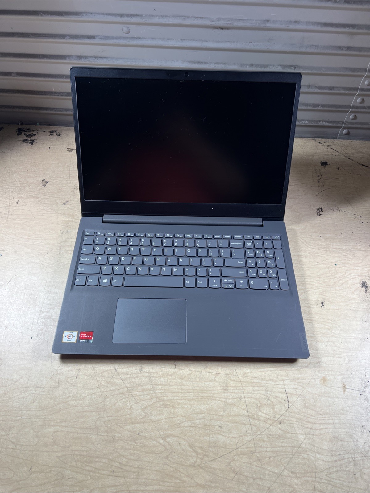 LENOVO V15-ADA AMD ATHLON GOLD 3150U 8GB RAM **NO HD/ NO CADDIE/ NO OS